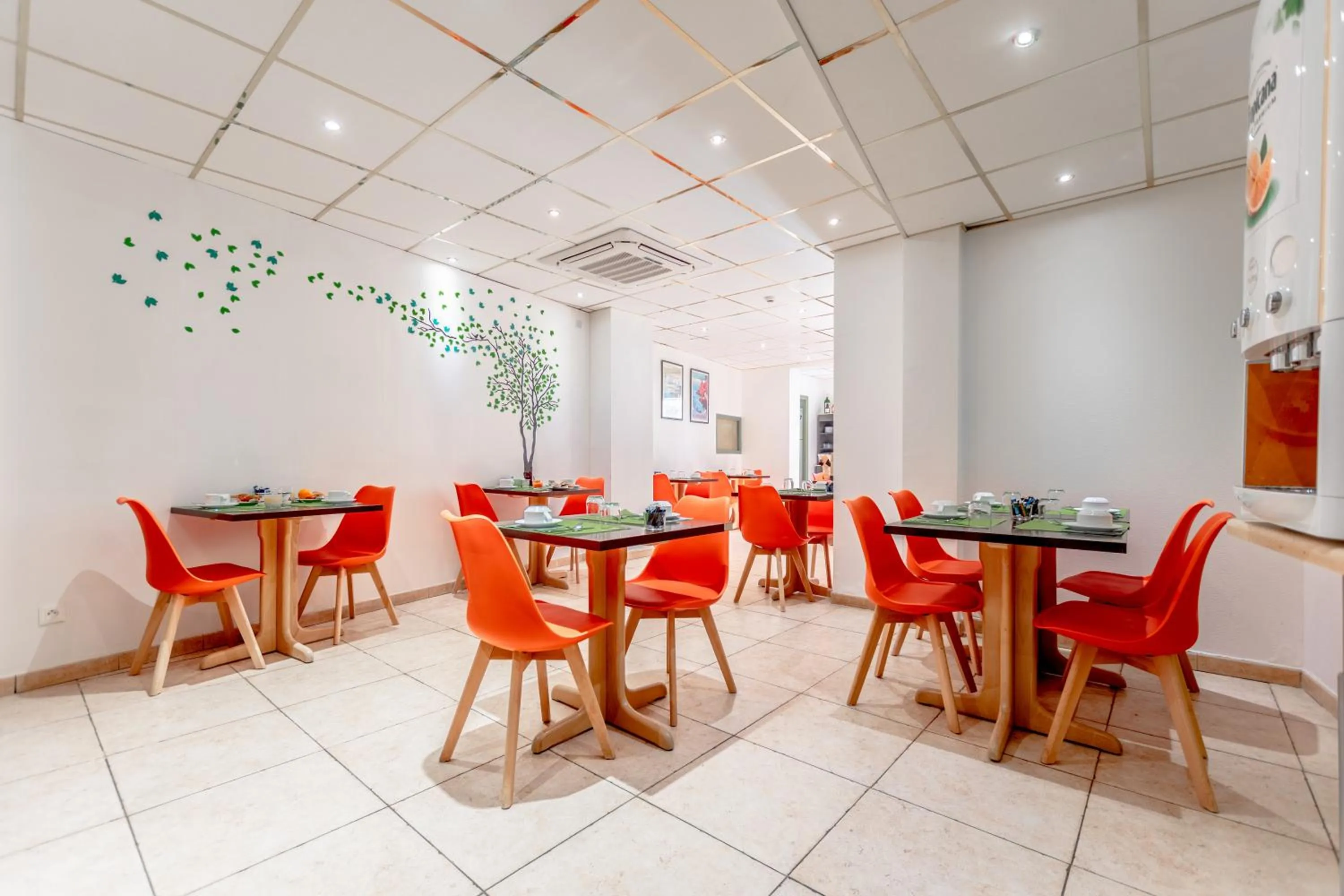 Breakfast in Hotel Provencal