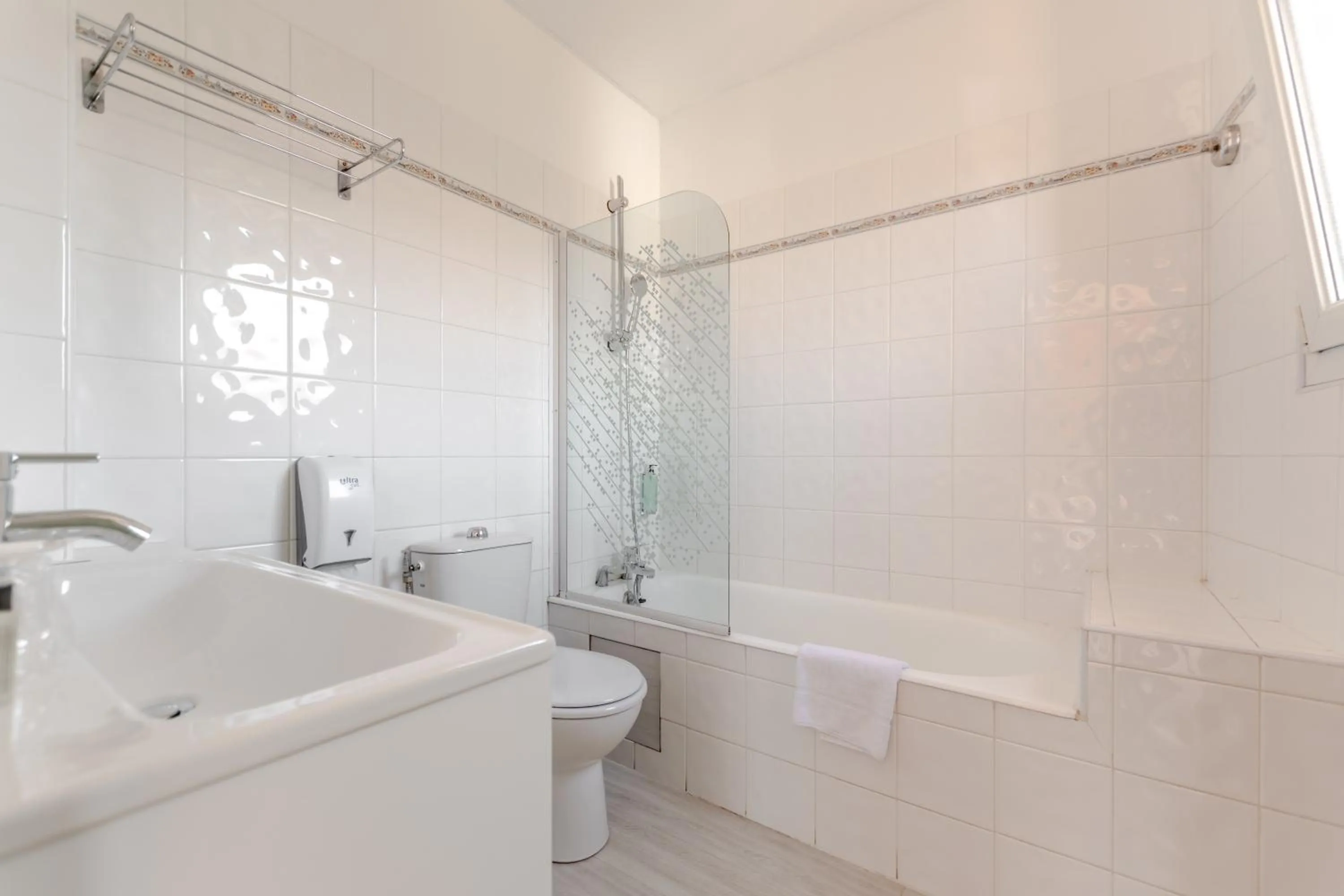 Bathroom in Hotel Provencal