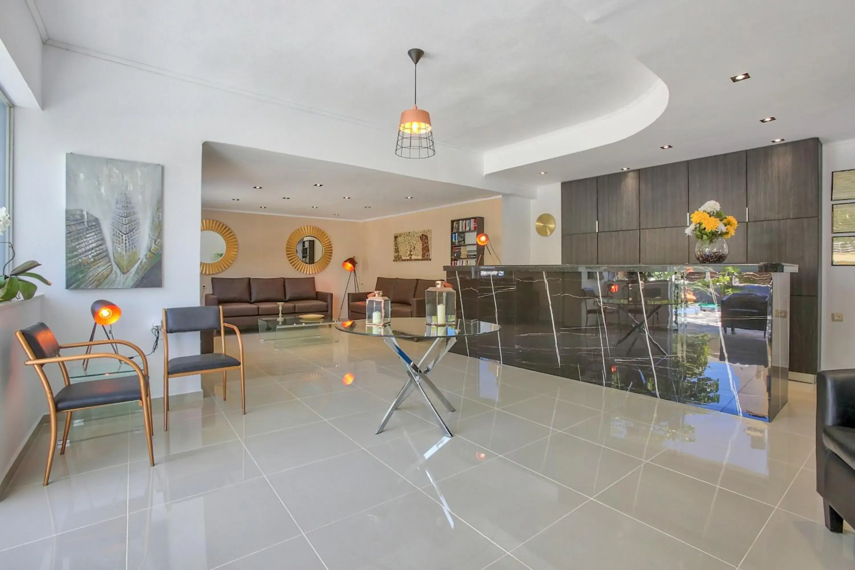 Lobby or reception in Happy Days Lobby or reception in Happy Days