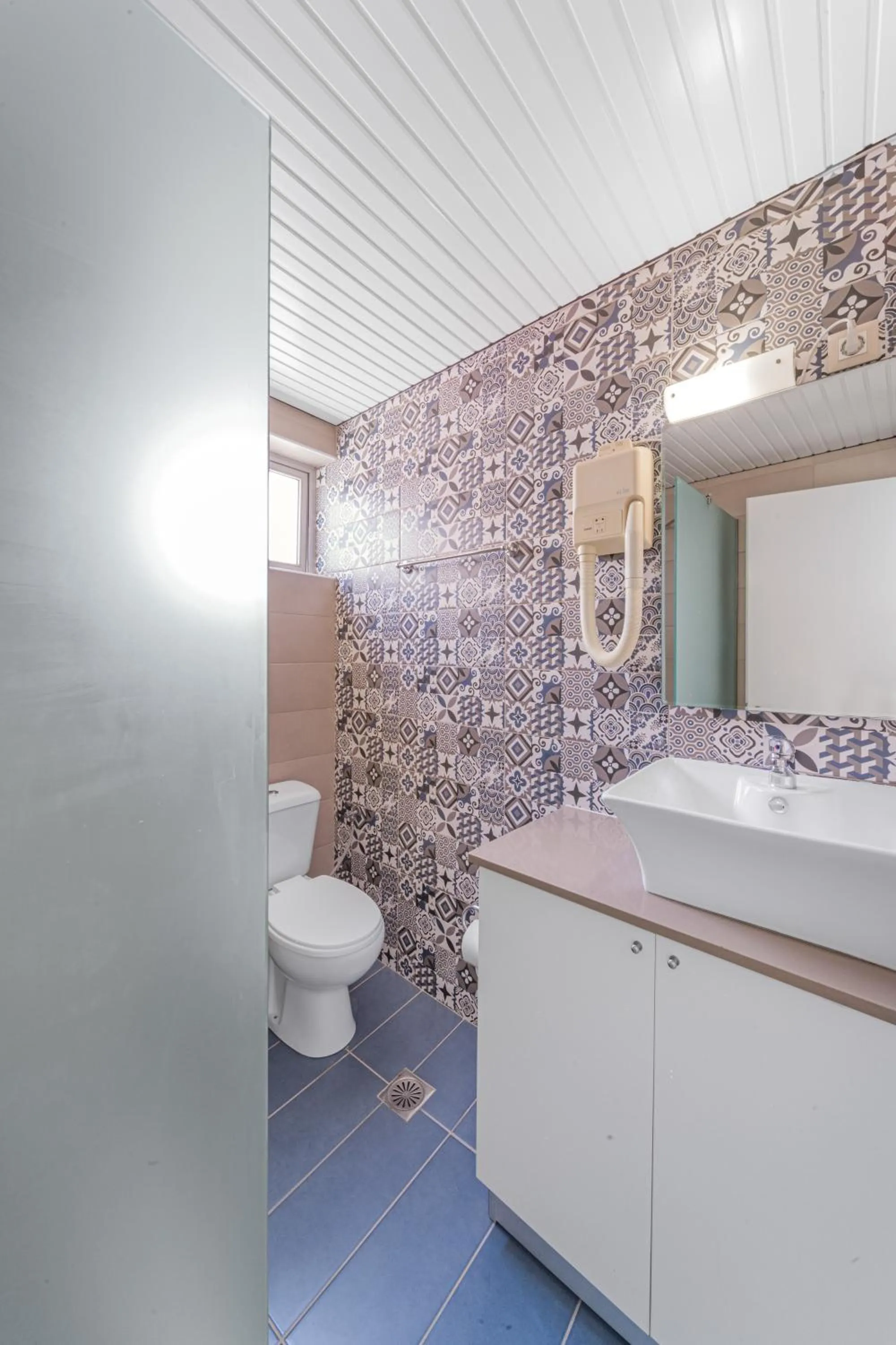 Toilet in Happy Days