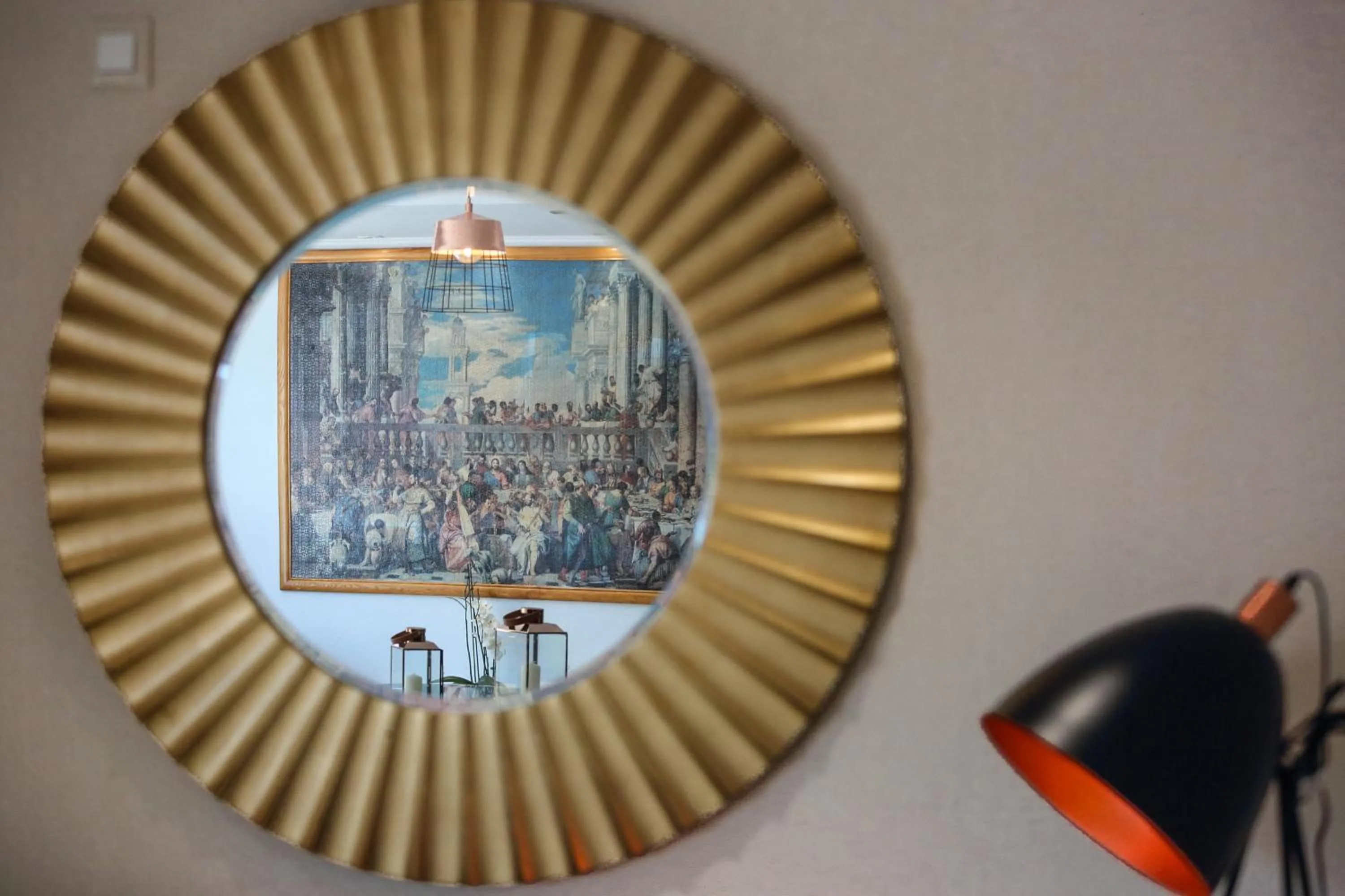 Decorative detail in Happy Days