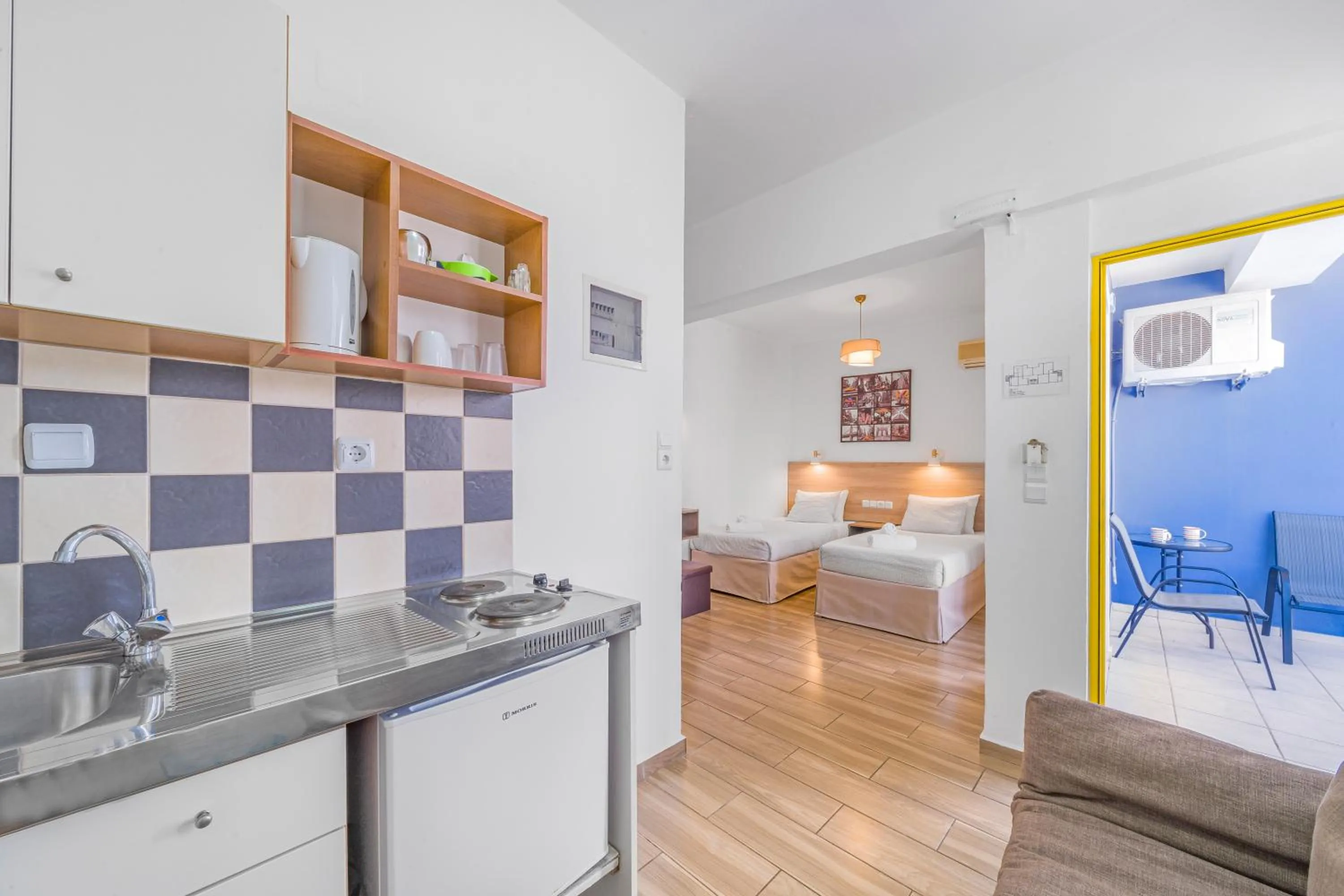 Kitchen or kitchenette in Happy Days