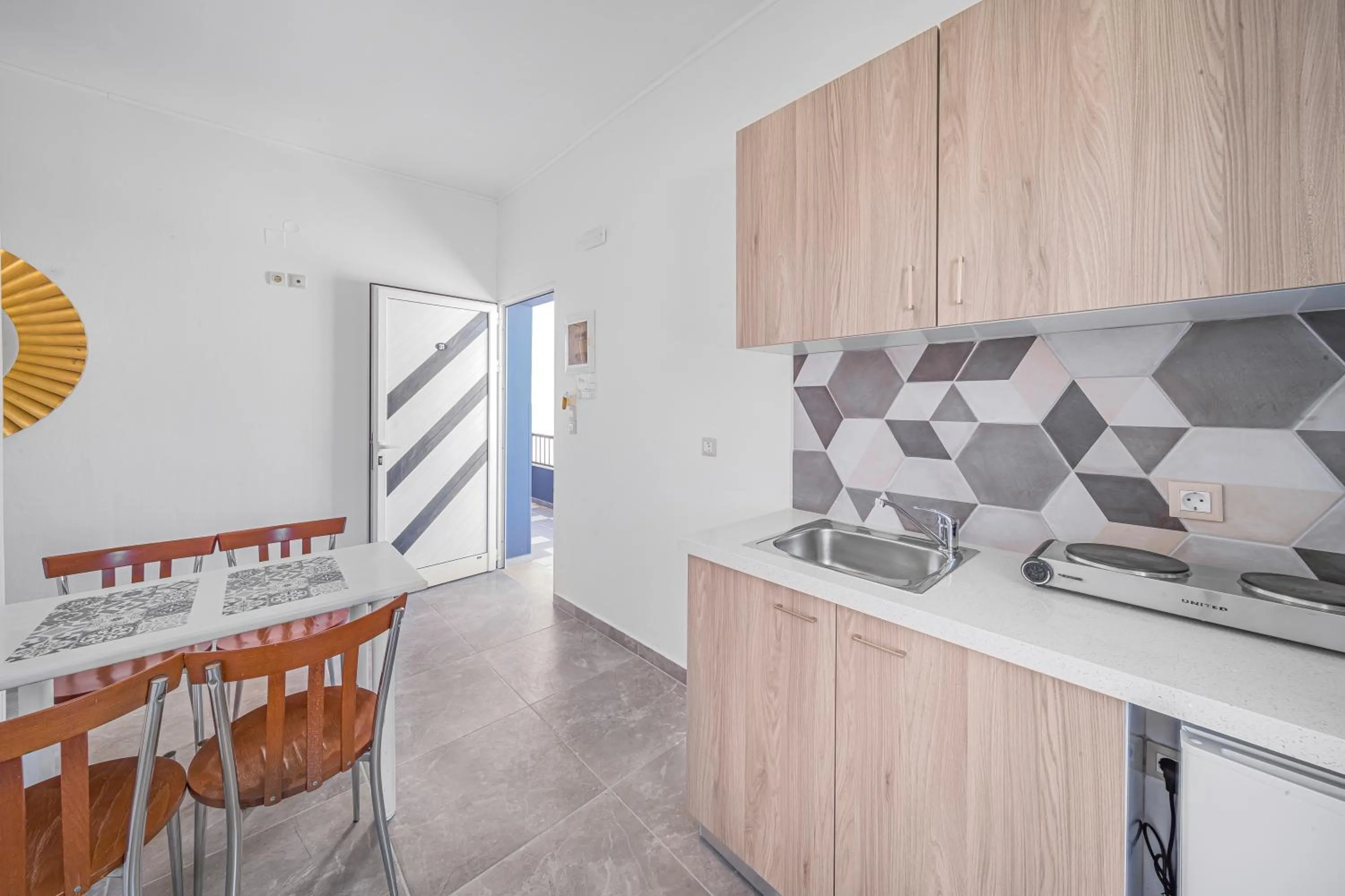 Kitchen or kitchenette in Happy Days