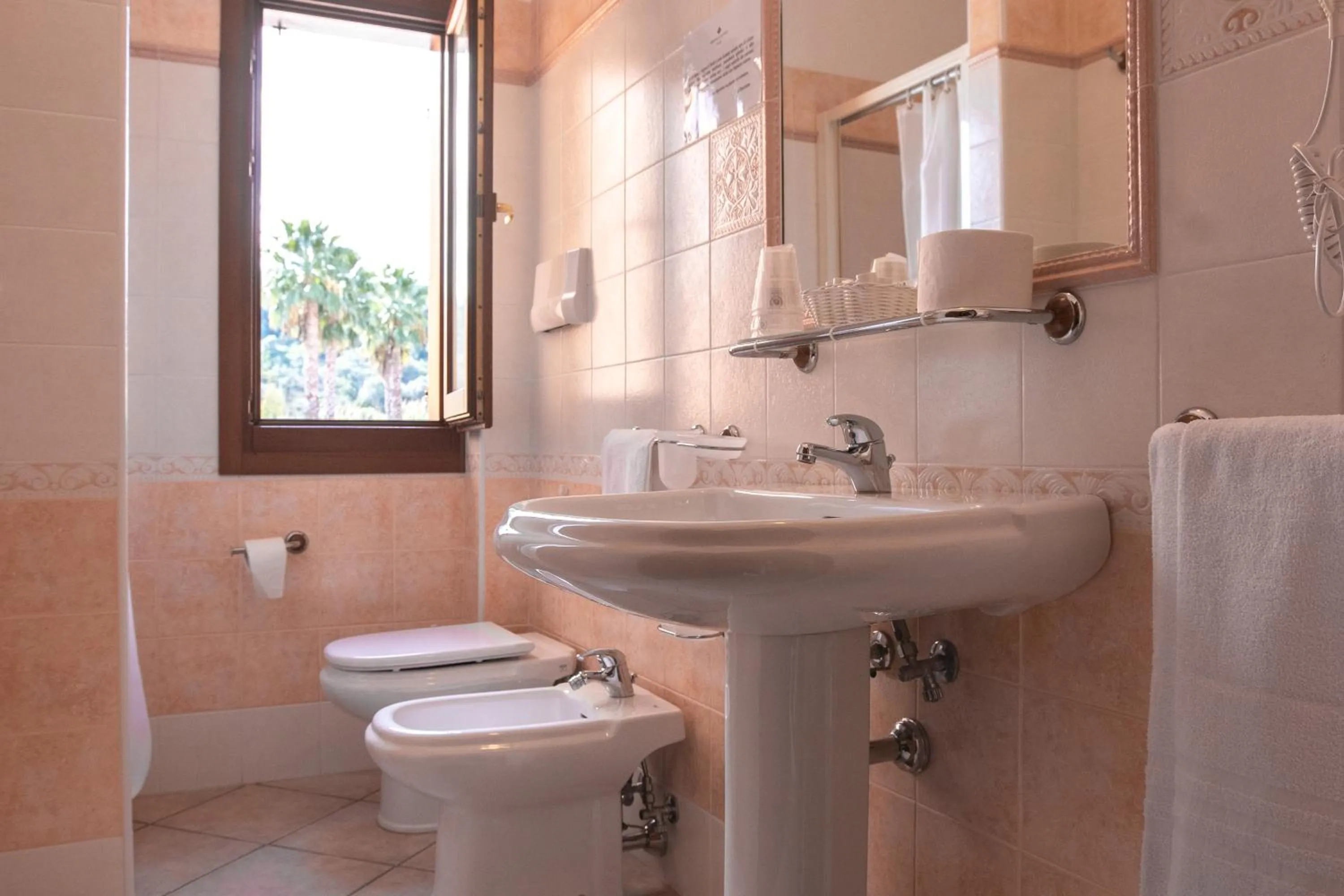 Bathroom in Residence Cala Viola