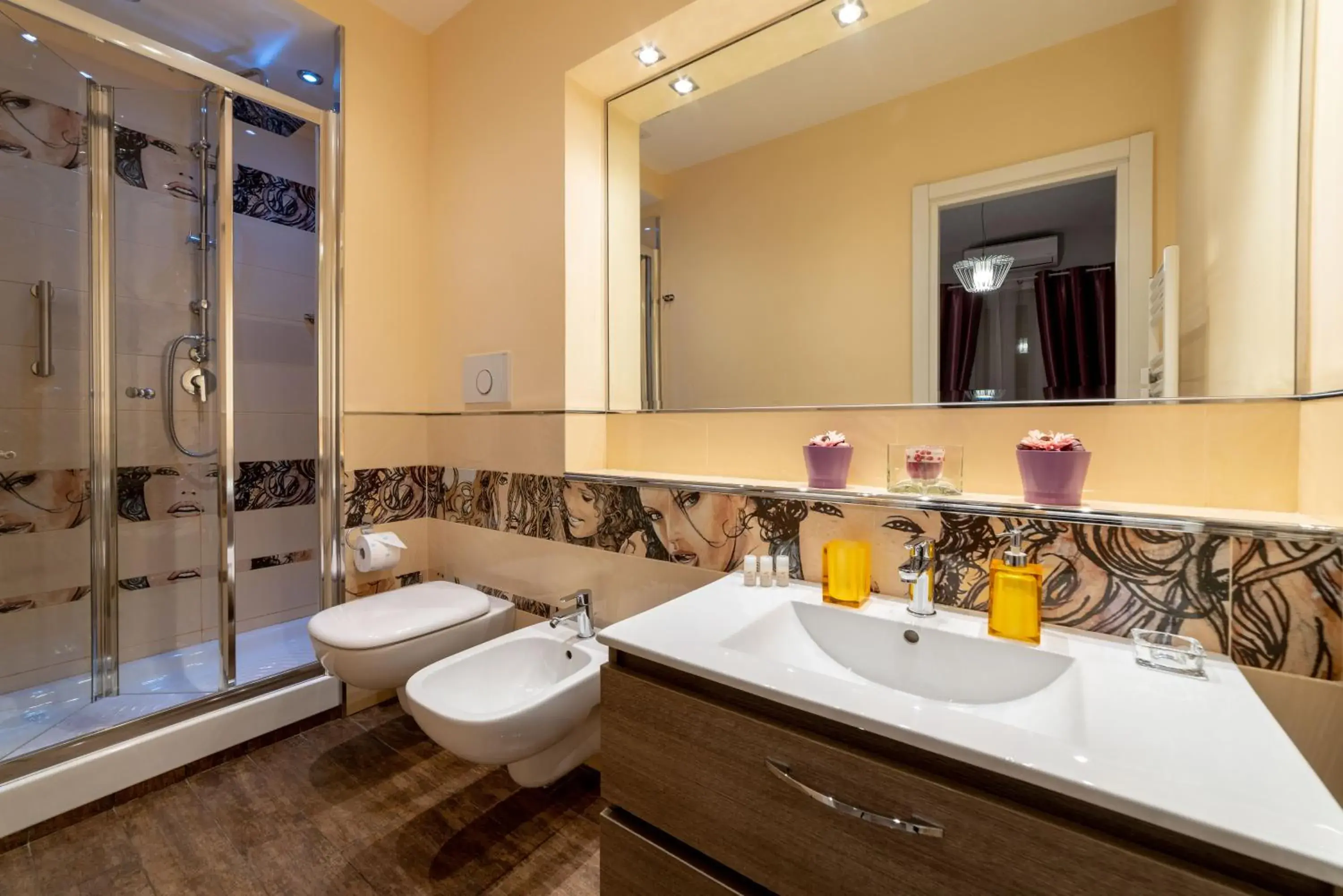 Double Room with Private Bathroom in B&B La Maison de Jo Double Room with Private Bathroom in B&B La Maison de Jo