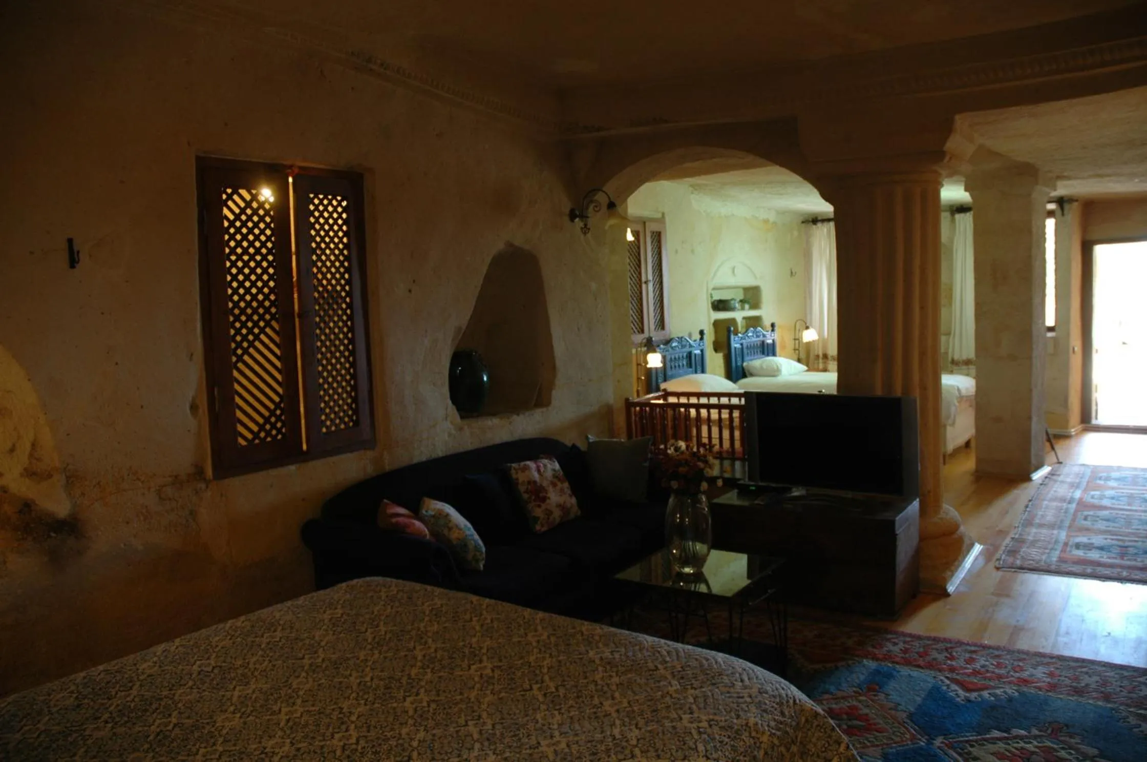 Photo of the whole room, Bed in Elkep Evi Cave Hotel