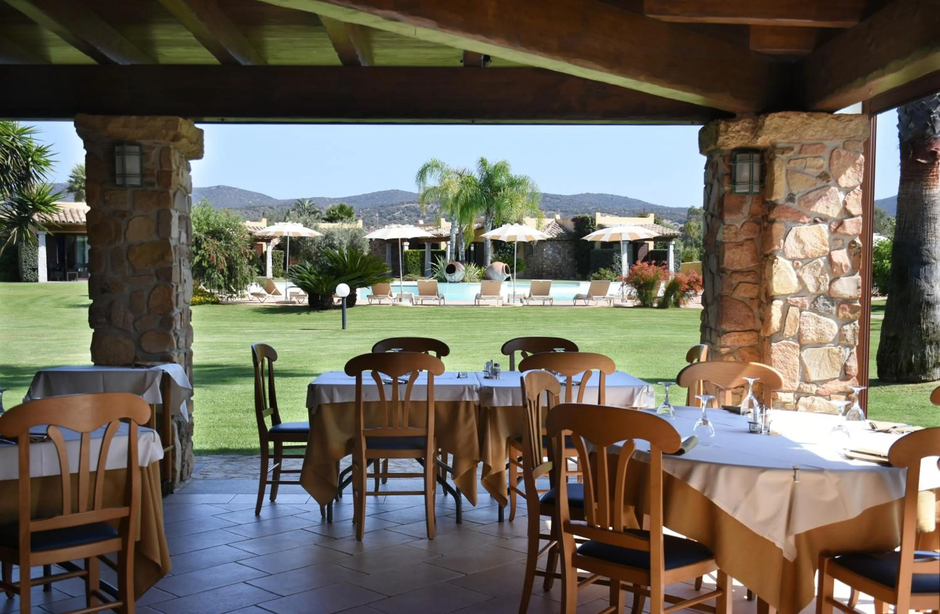 Dining area in Le Anfore Hotel