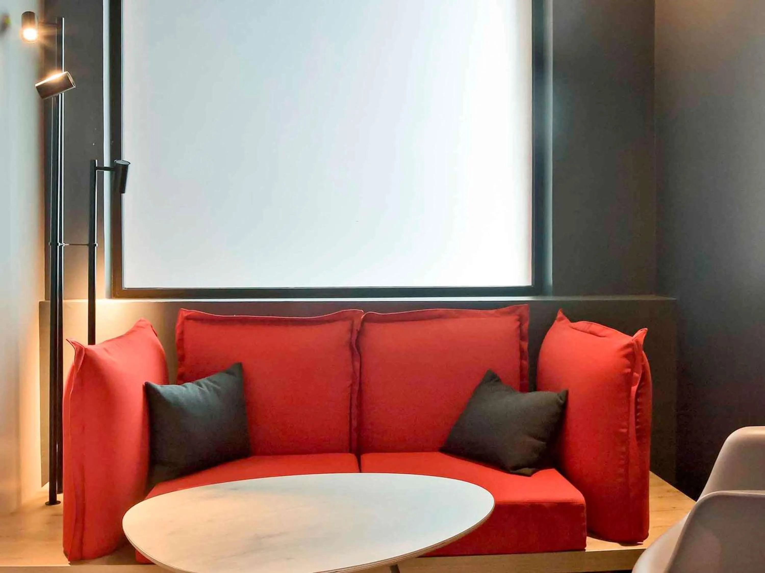 Other in ibis Saint Quentin Basilique