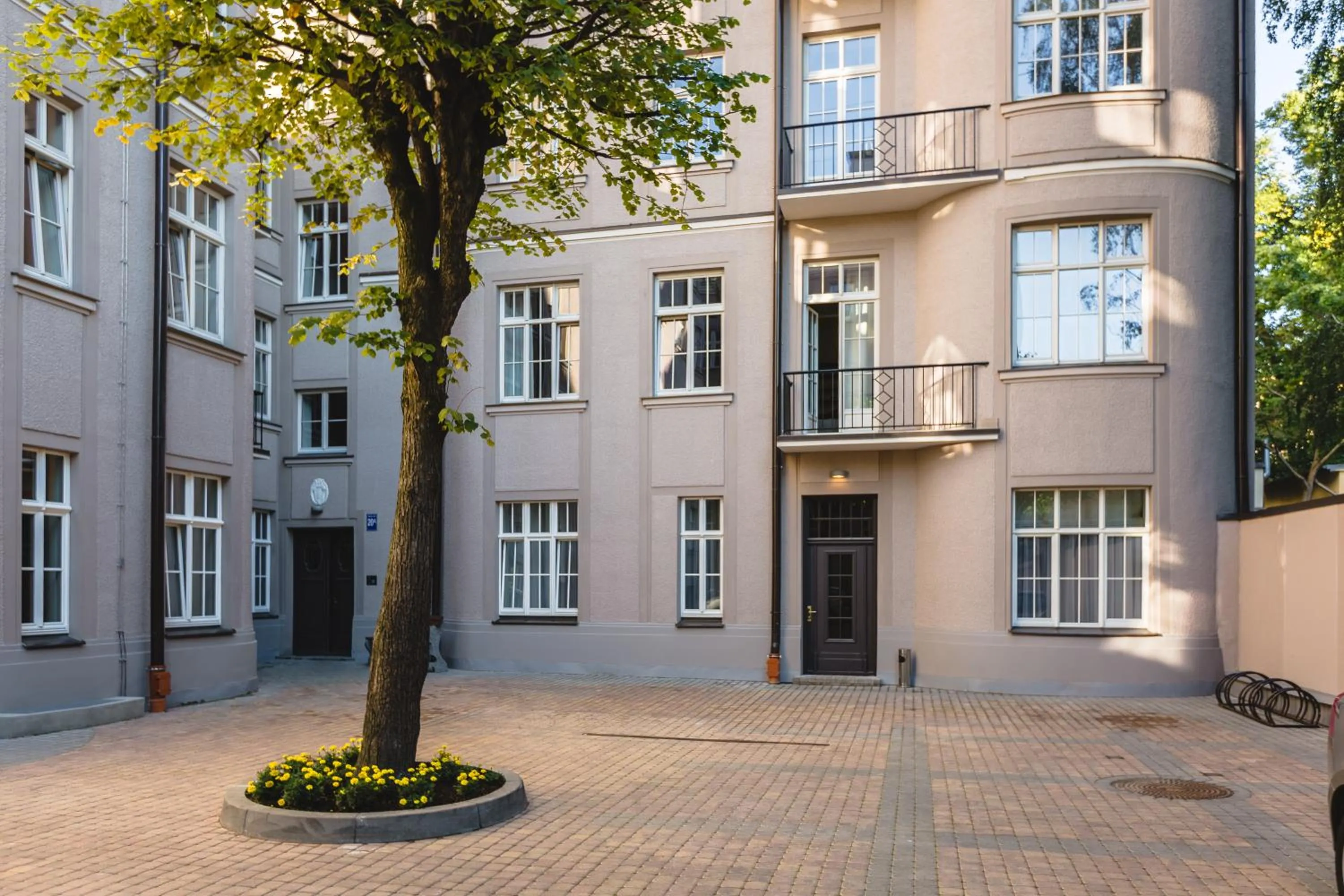 Property building in Riga Lux Apartments - Skolas
