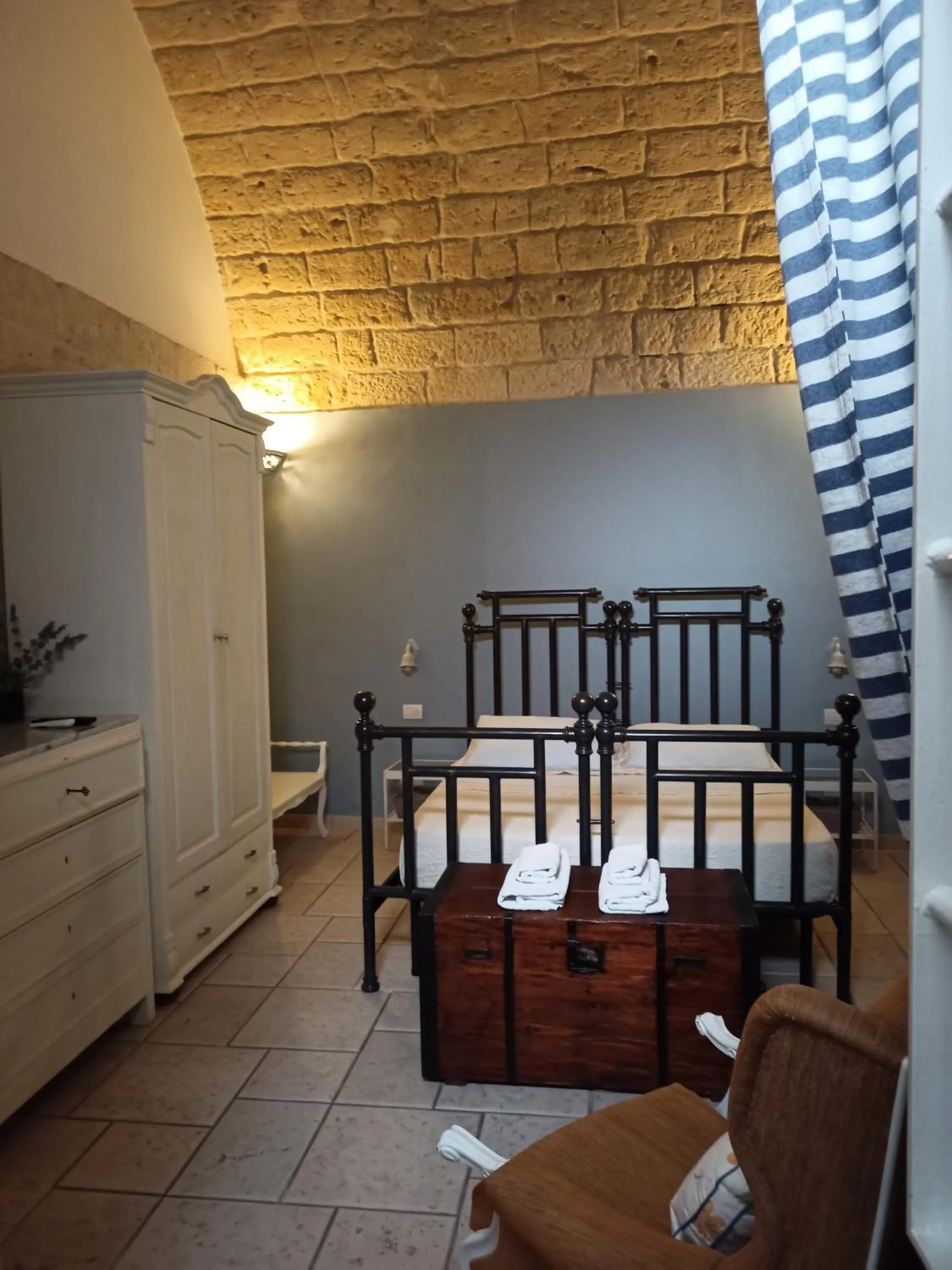 Bed in Donna Isabella