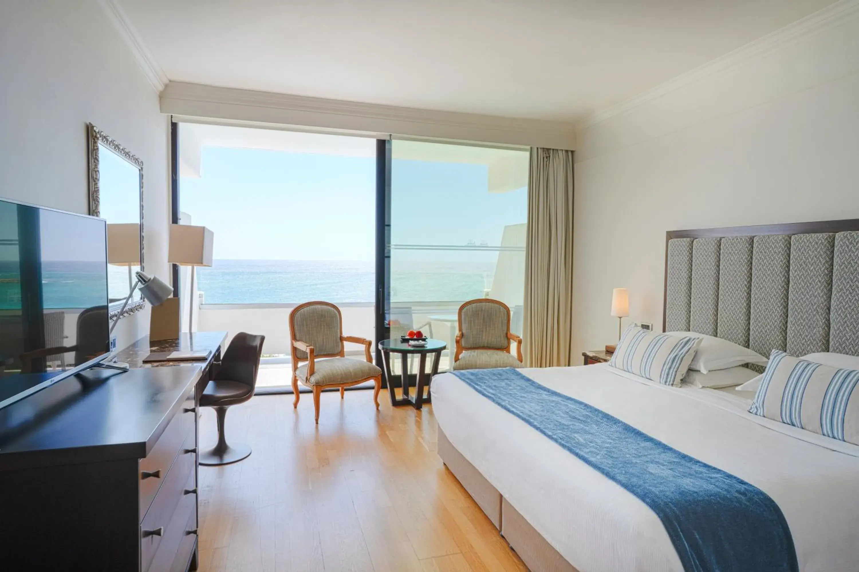 Double or Twin Room with Sea View in Grecian Bay Double or Twin Room with Sea View in Grecian Bay