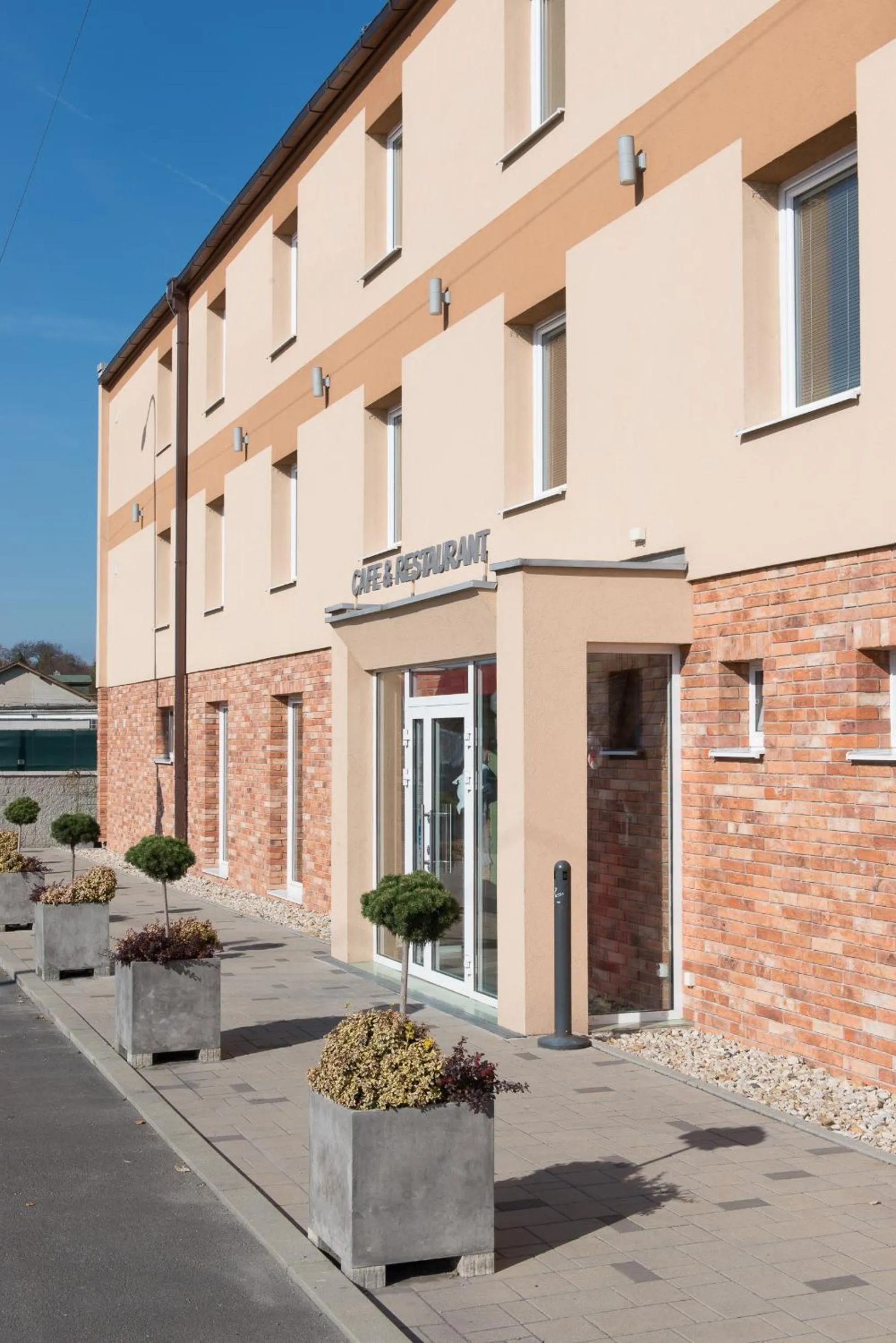 Property building in Hotel Carrera