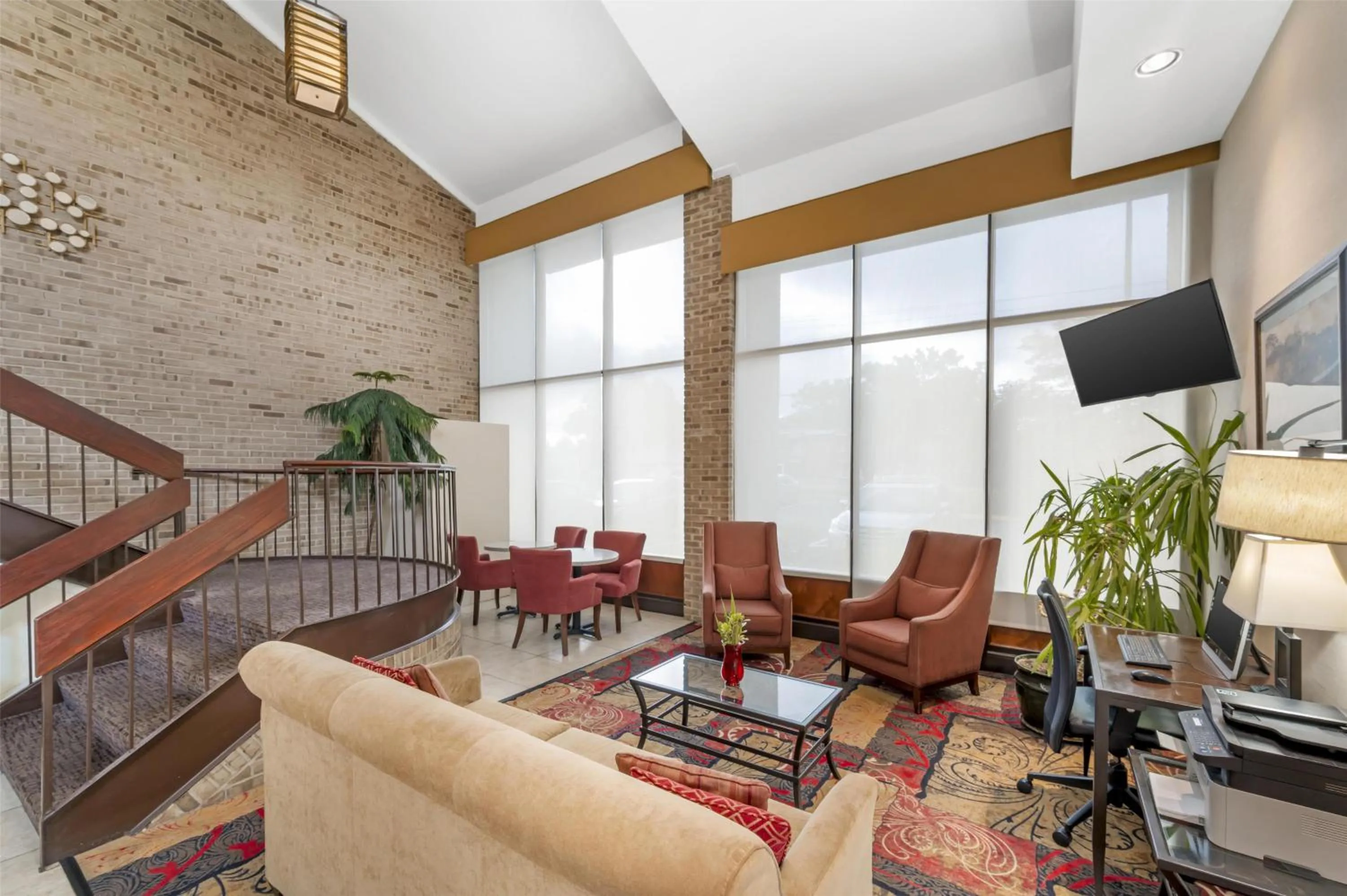 Lobby or reception in Best Western Manassas