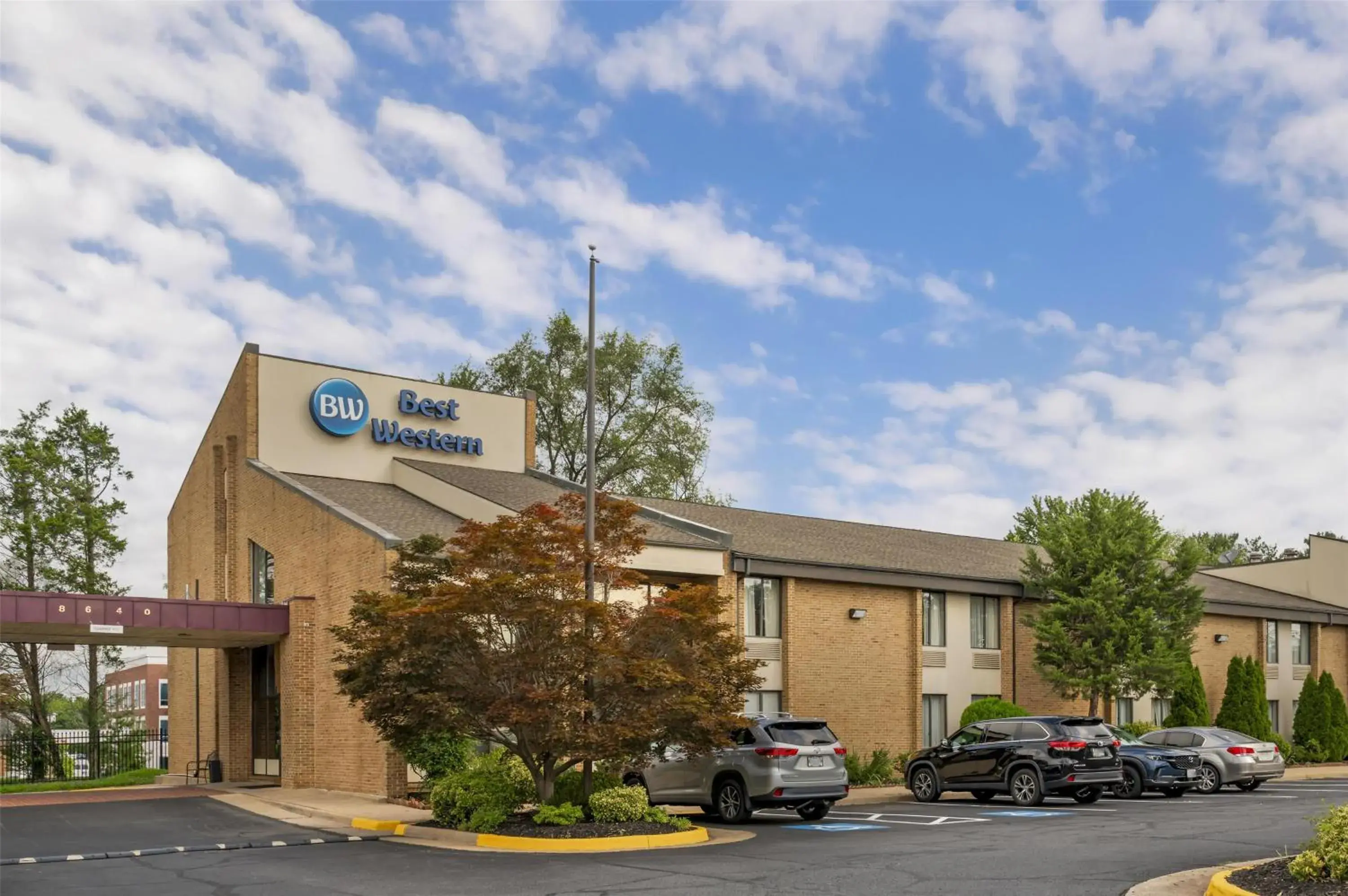 Property building in Best Western Manassas Property building in Best Western Manassas