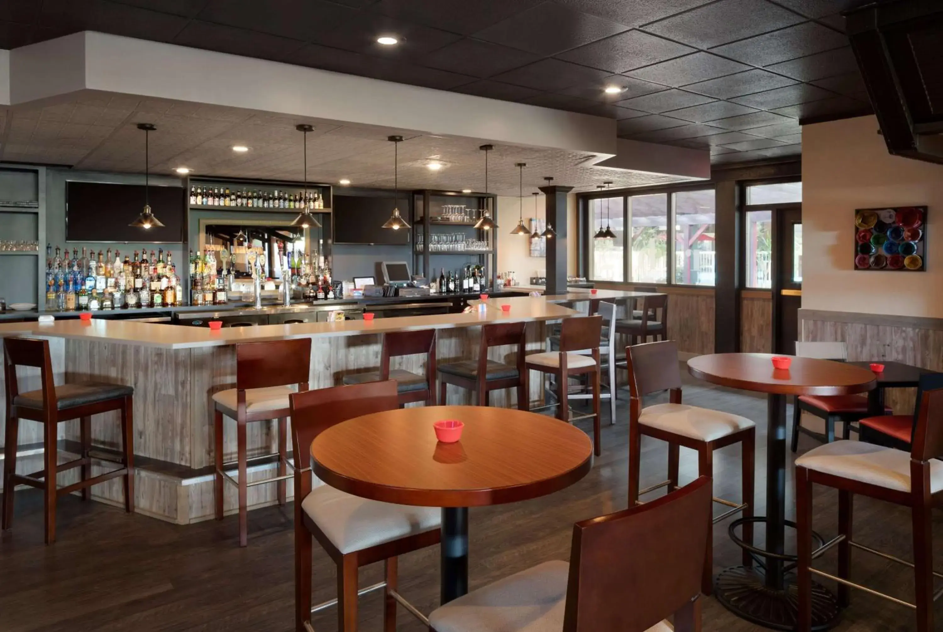 Lounge or bar, Restaurant/Places to Eat in Ramada by Wyndham Uniontown