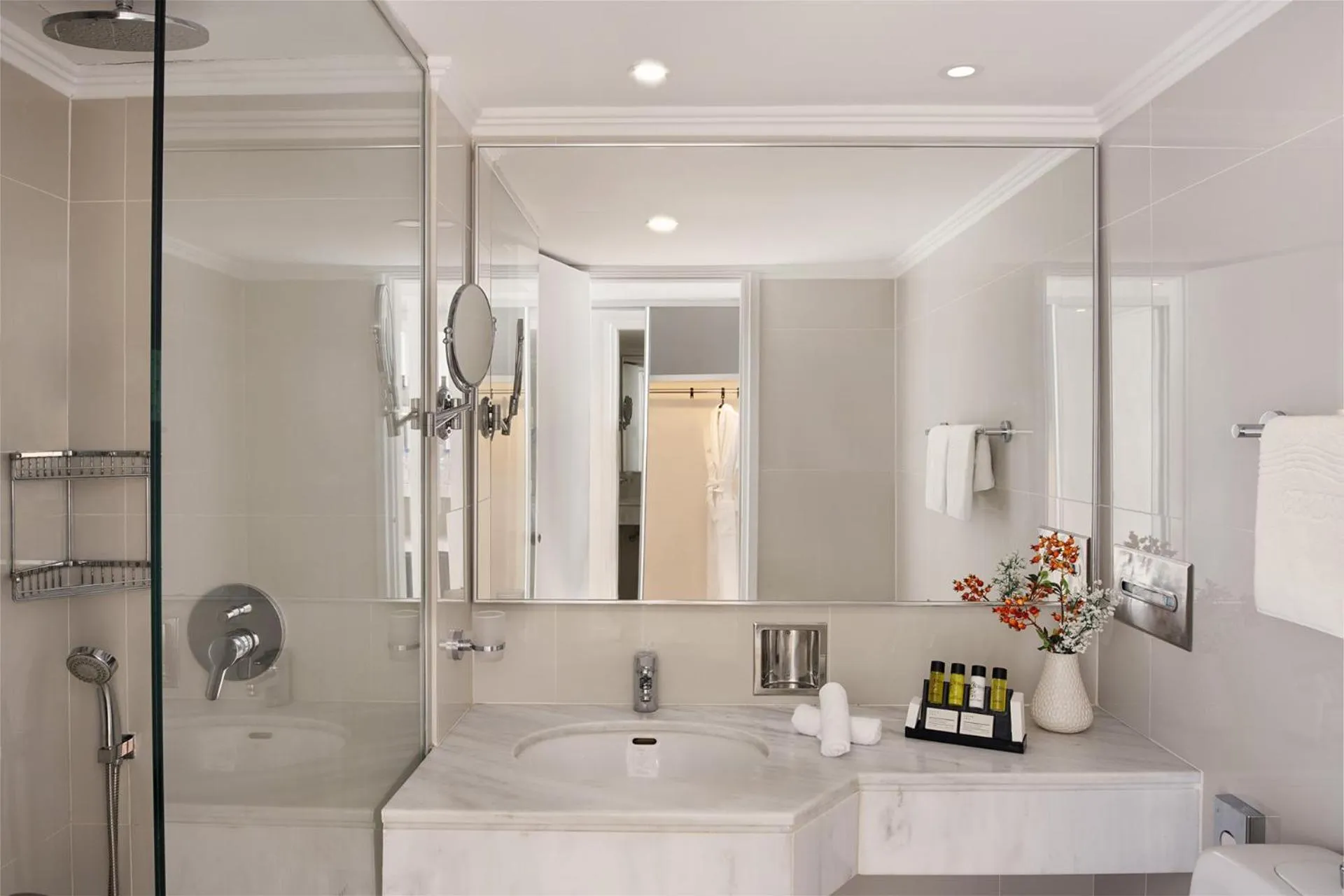 Bathroom in Grecian Sands Hotel