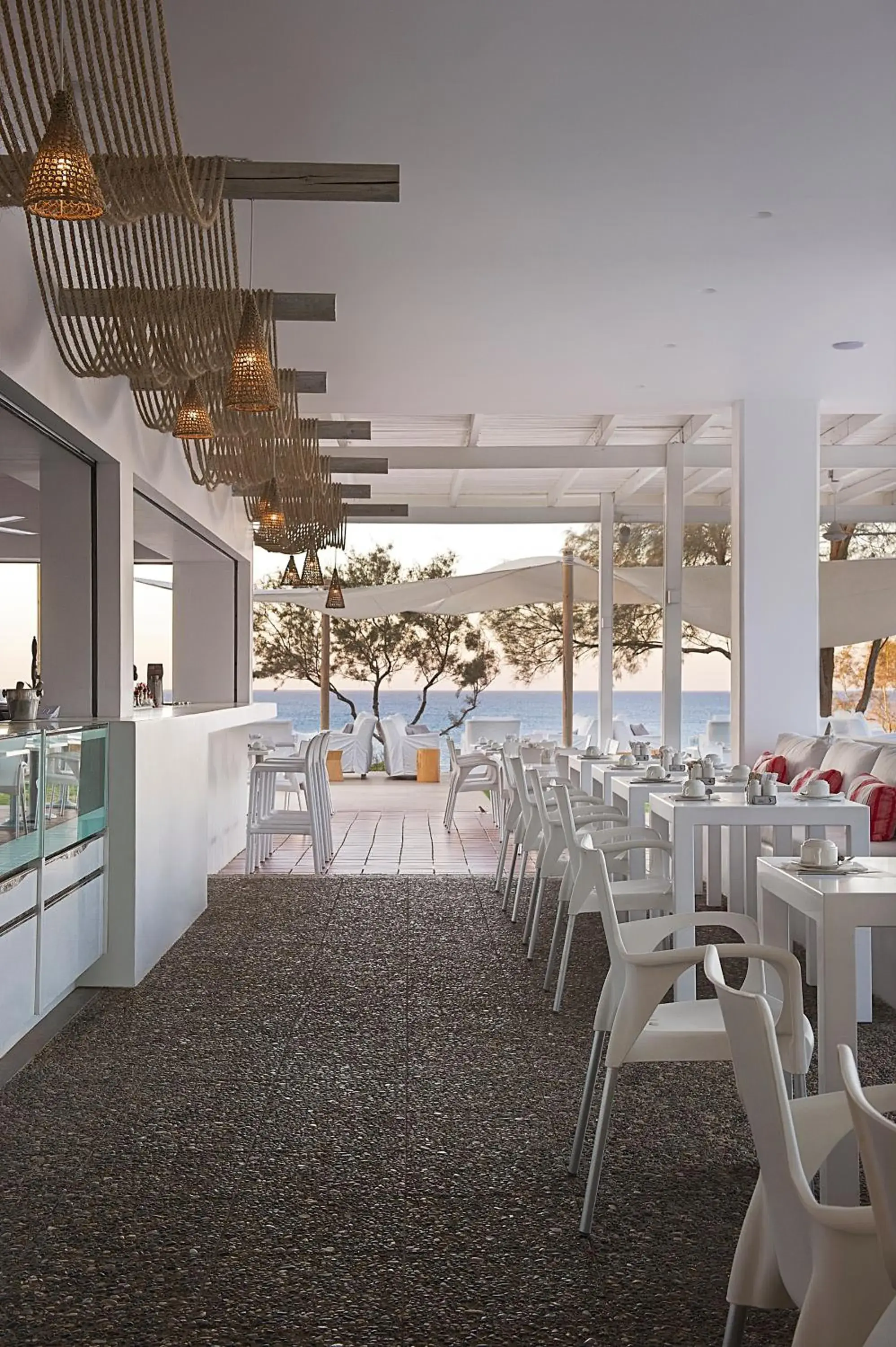 Restaurant/places to eat in Grecian Sands Hotel Restaurant/places to eat in Grecian Sands Hotel