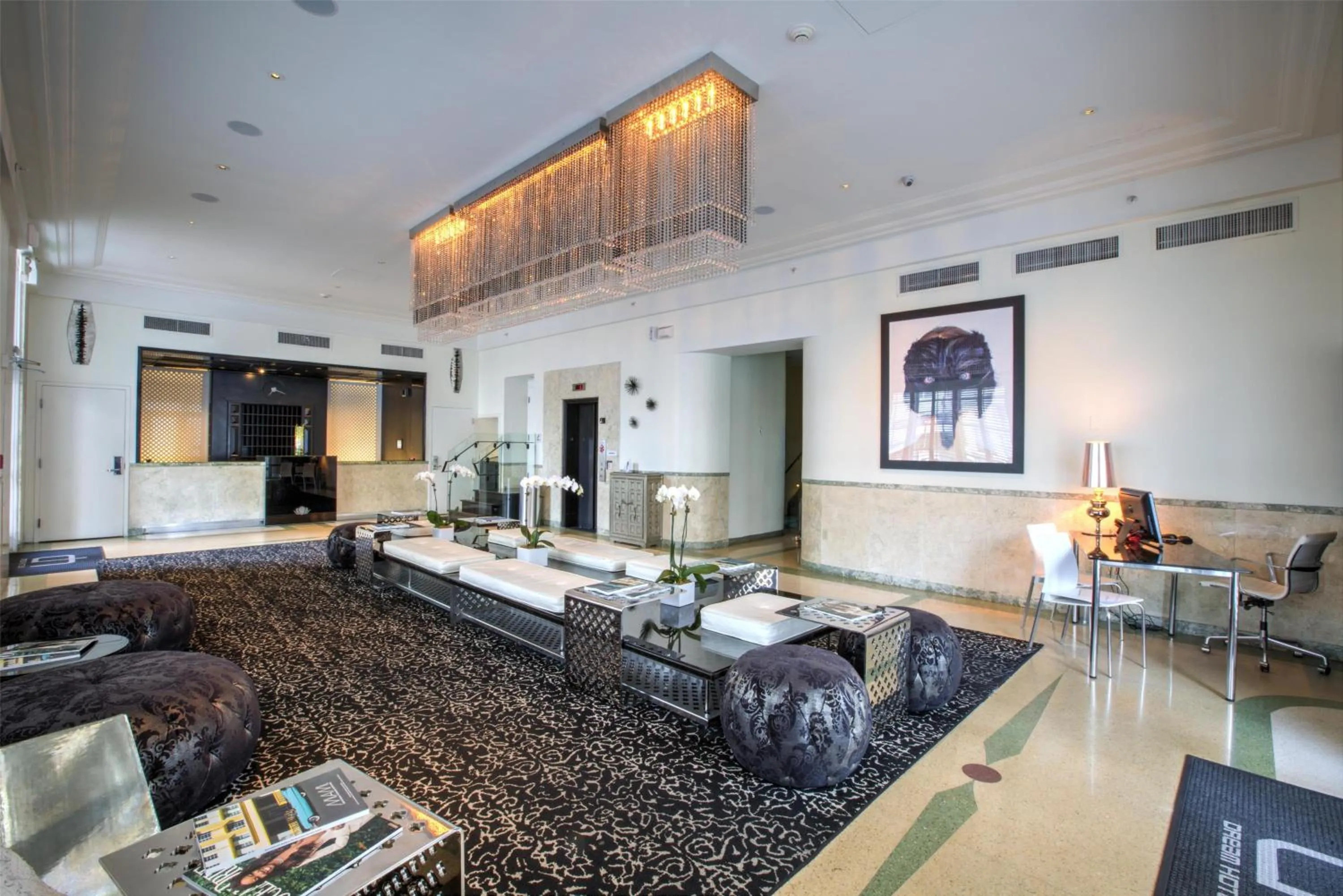 Lobby or reception in Dream South Beach, by Hyatt