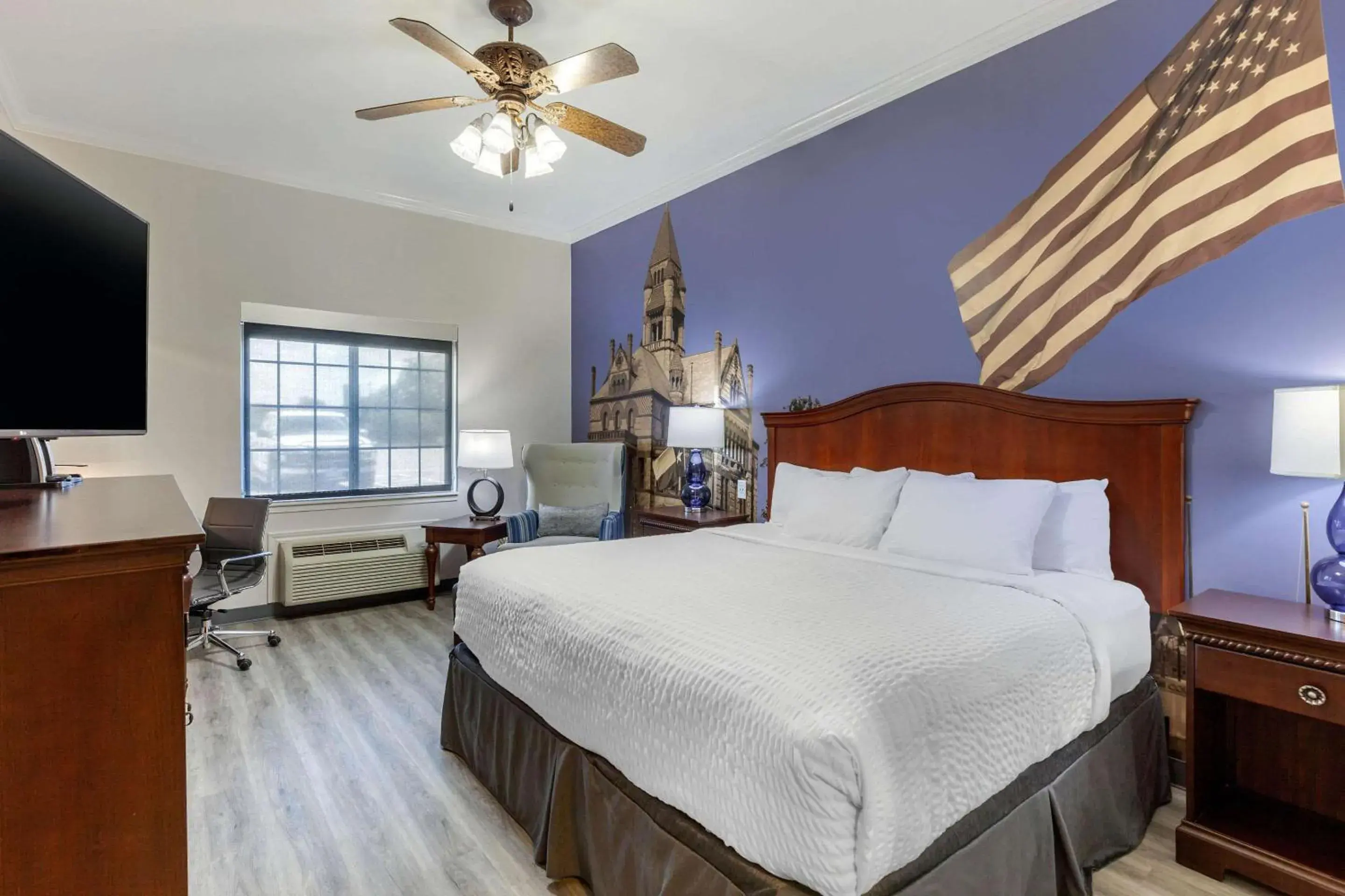 Bedroom, Bed in Clarion Pointe Sulphur Springs Bedroom, Bed in Clarion Pointe Sulphur Springs