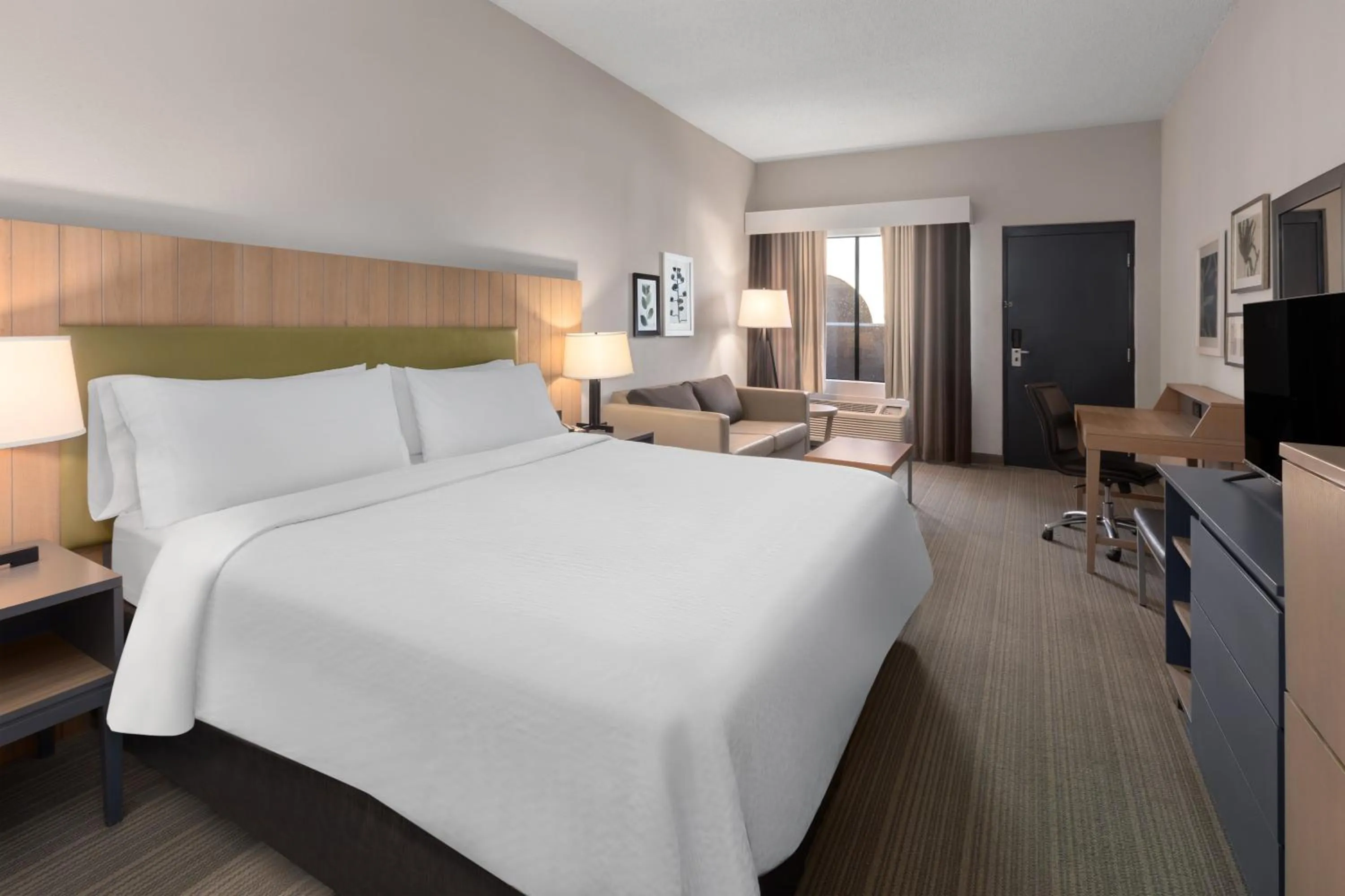 Standard King Room with Sofa Bed - Non-Smoking in Holiday Inn El Paso West – Sunland Park by IHG