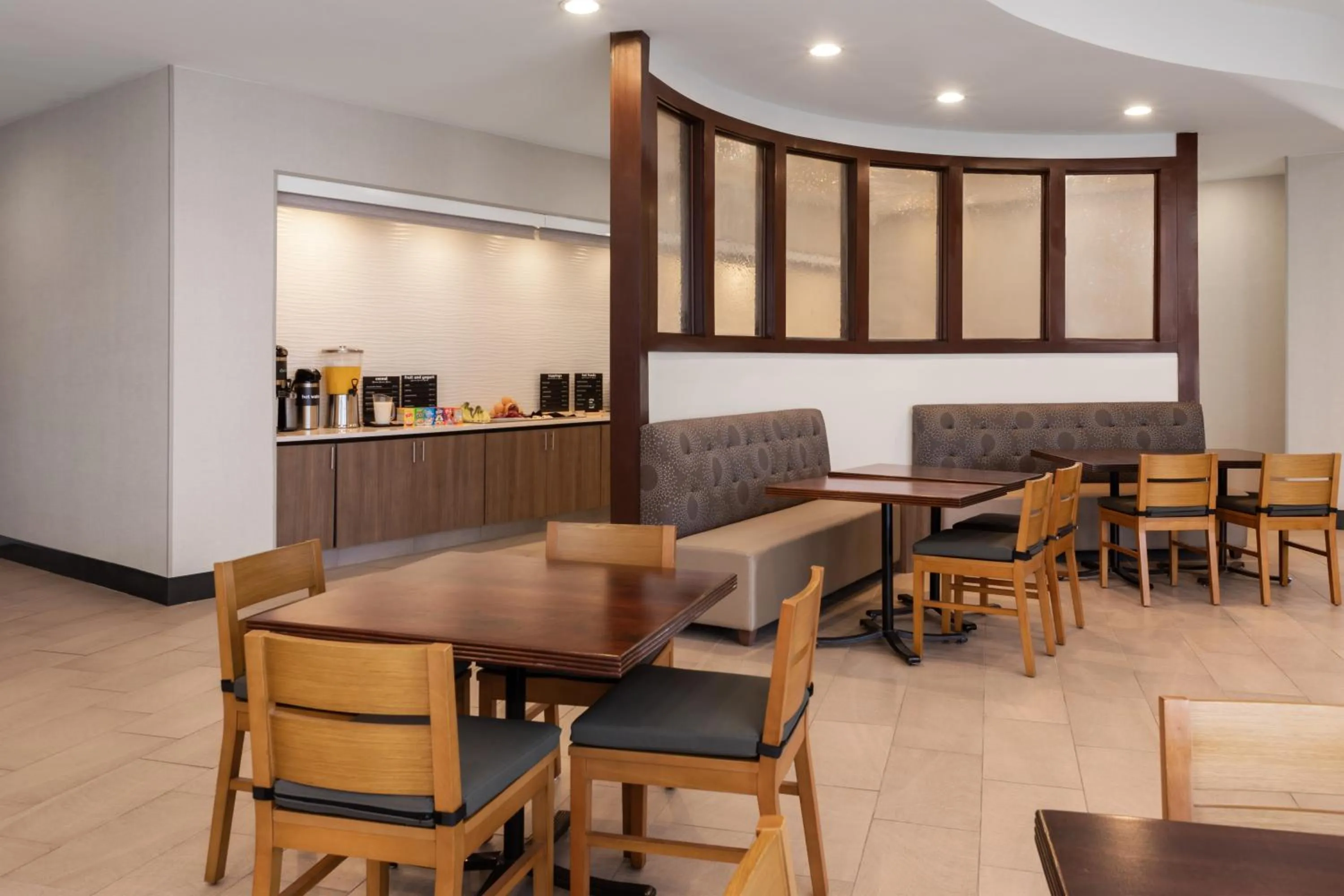 Dining area in Holiday Inn El Paso West – Sunland Park by IHG