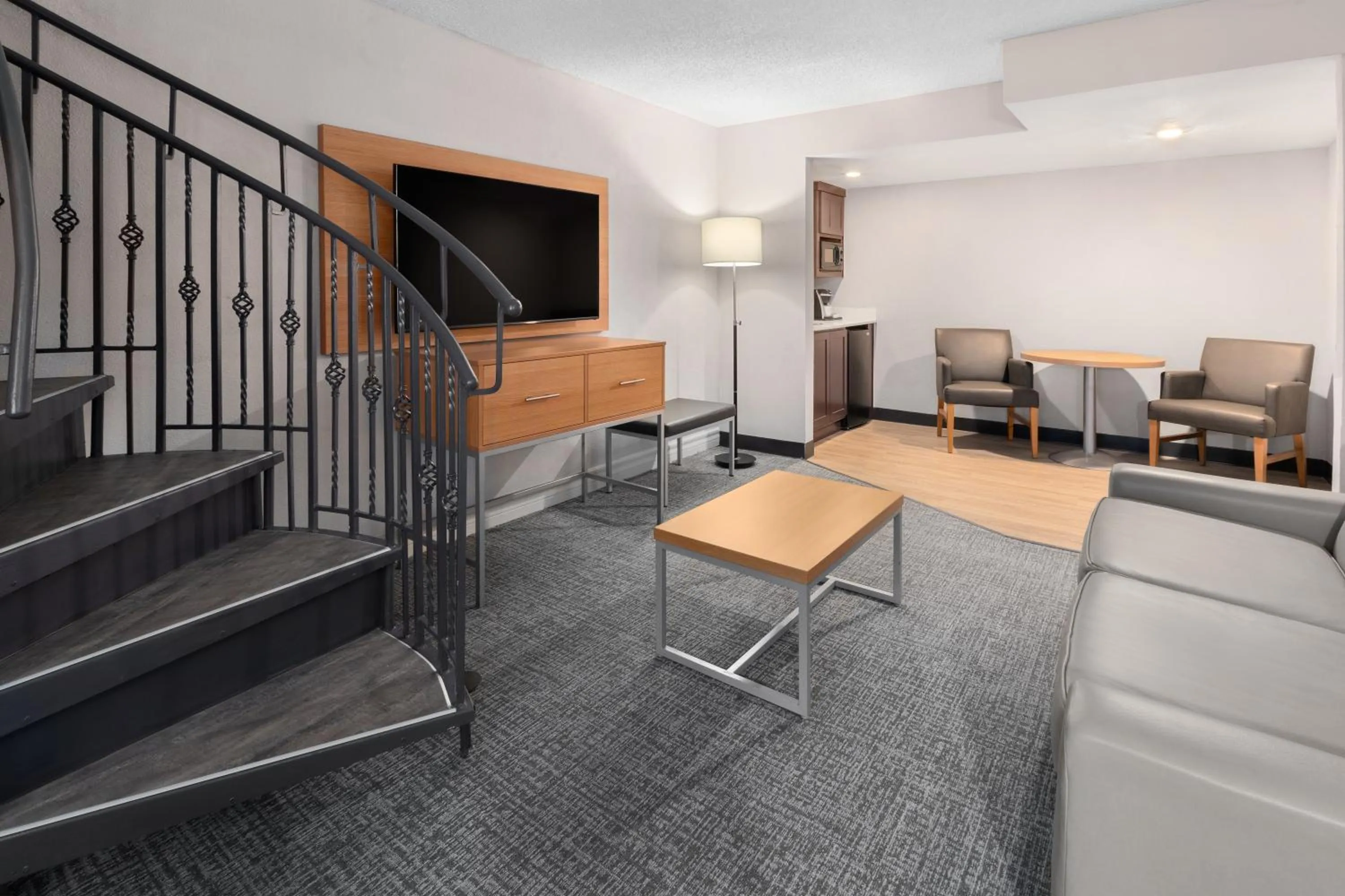 Living room in Holiday Inn El Paso West – Sunland Park by IHG