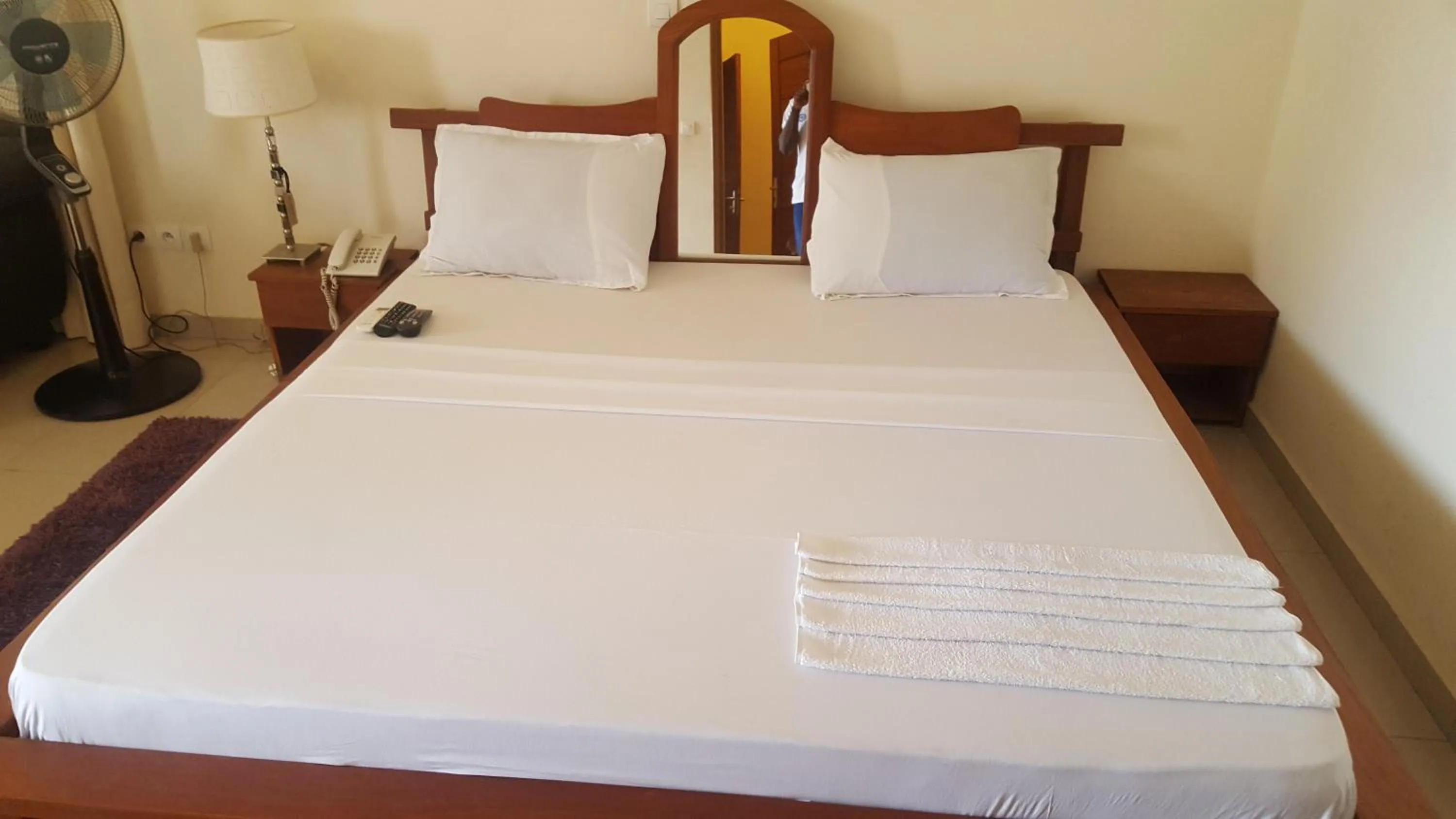 Bed in Hôtels Résidences Easy