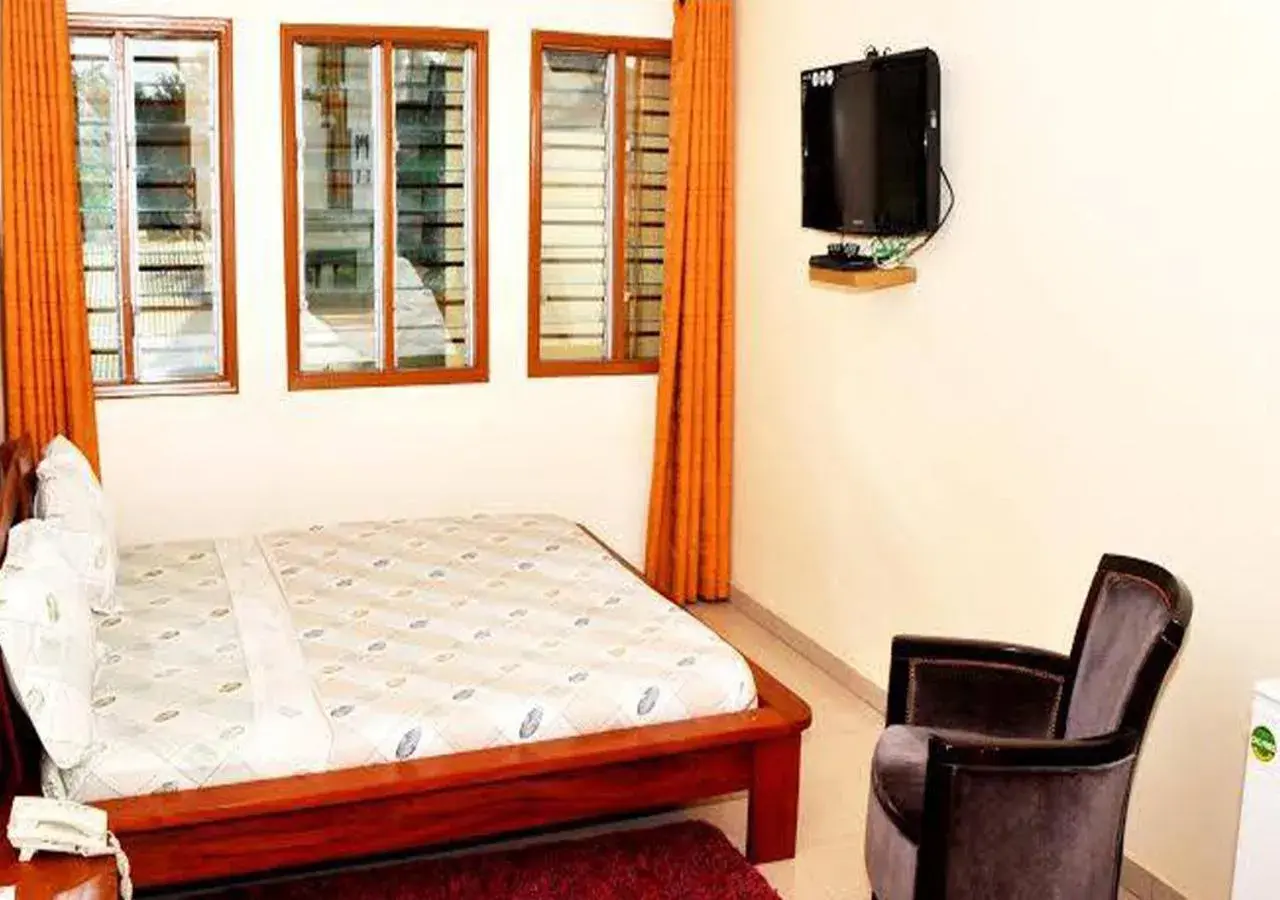 Large Double Room in Hôtels Résidences Easy Large Double Room in Hôtels Résidences Easy