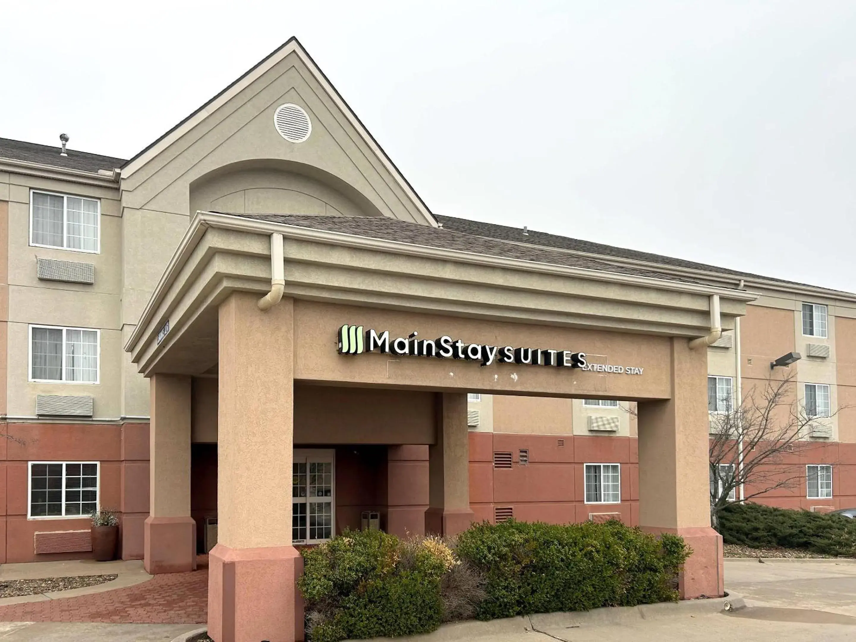 Property building in MainStay Suites Emporia Property building in MainStay Suites Emporia