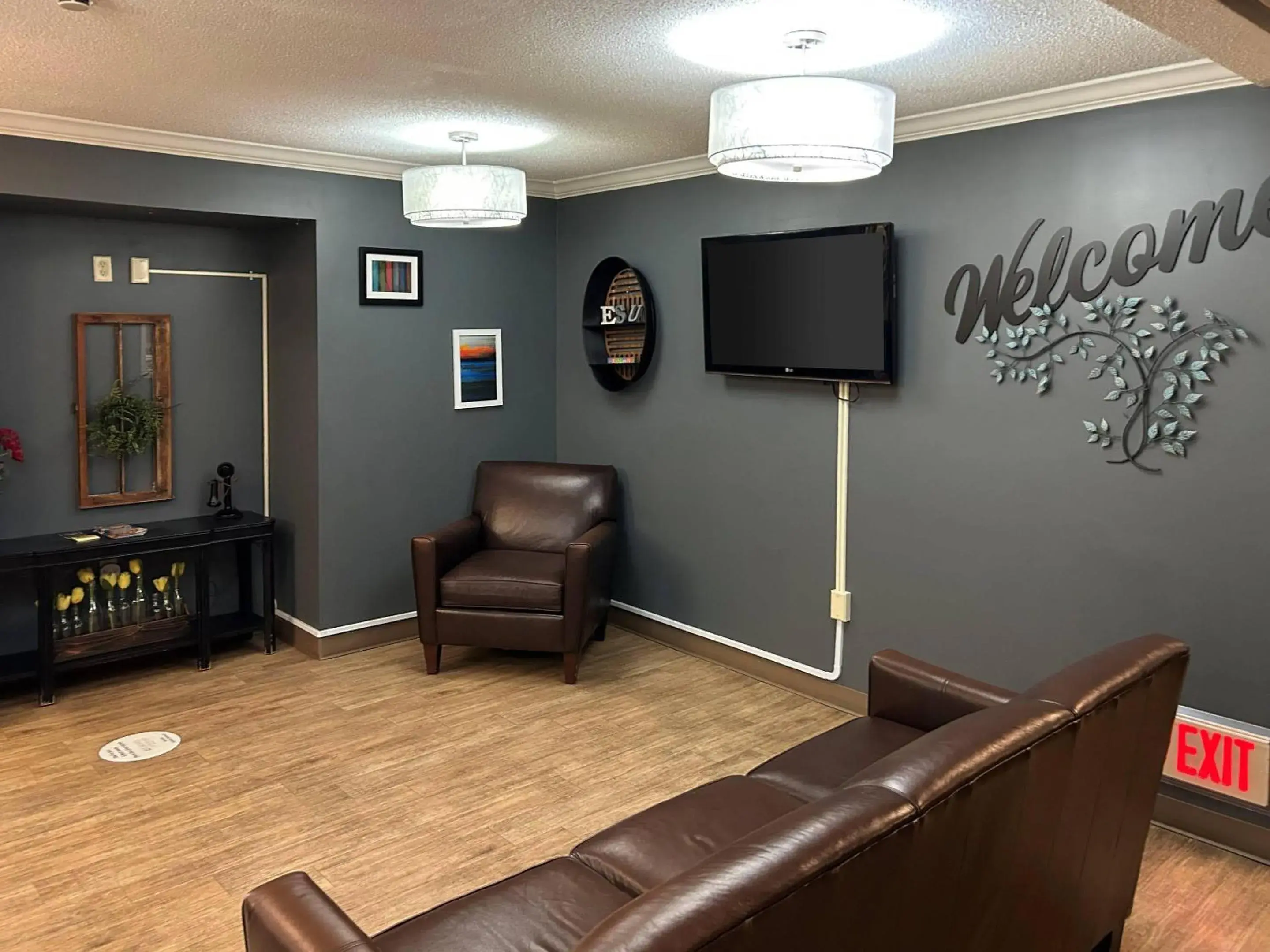 Lobby or reception in MainStay Suites Emporia Lobby or reception in MainStay Suites Emporia