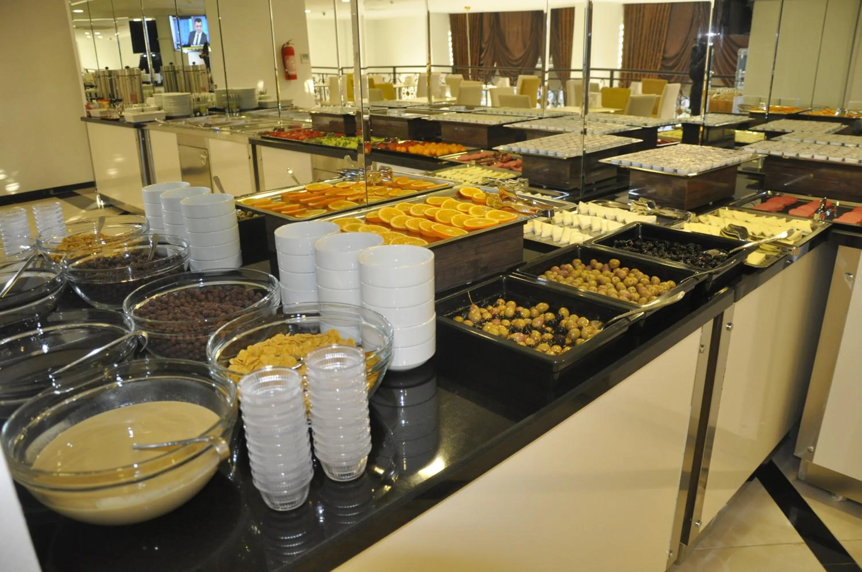 Restaurant/places to eat in Ozyigit Otel