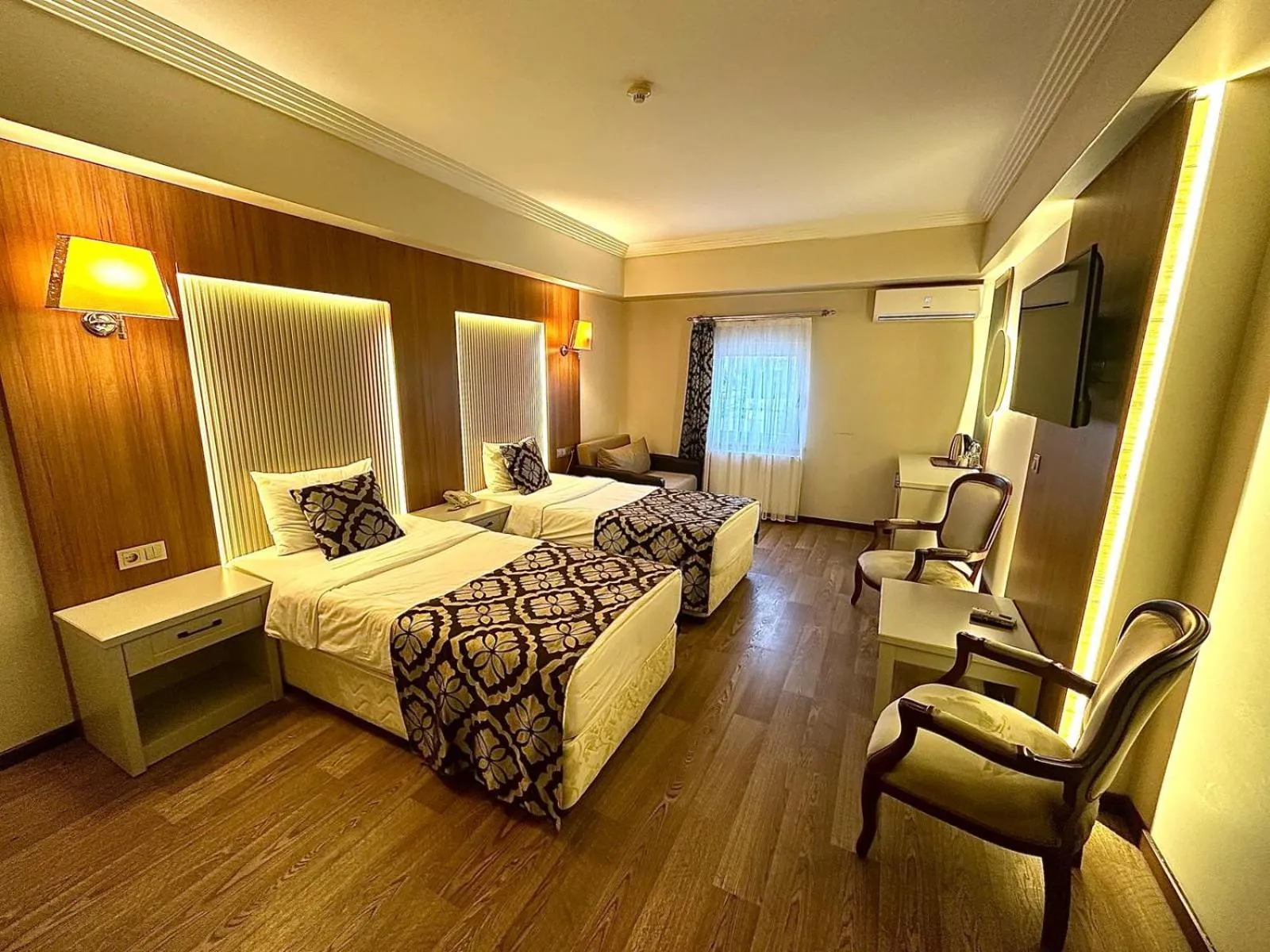 Bed in Saylamlar Hotel