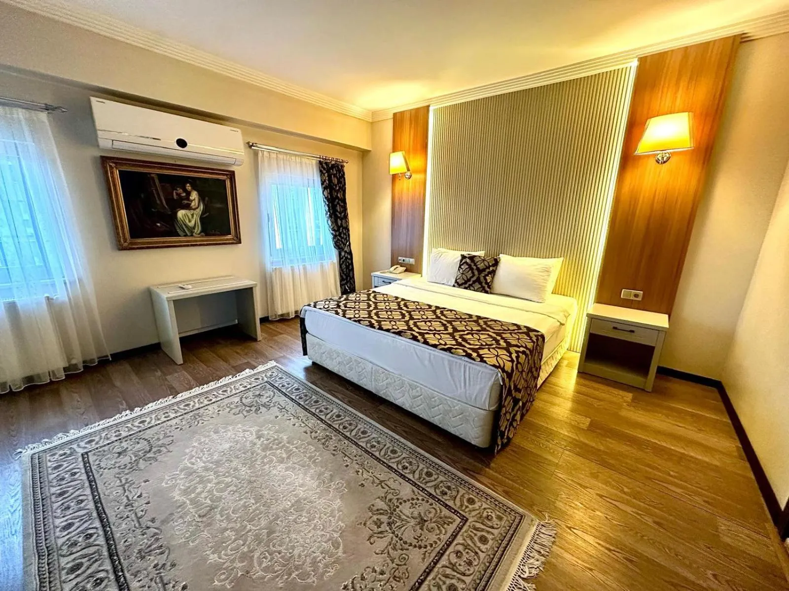 Bed in Saylamlar Hotel