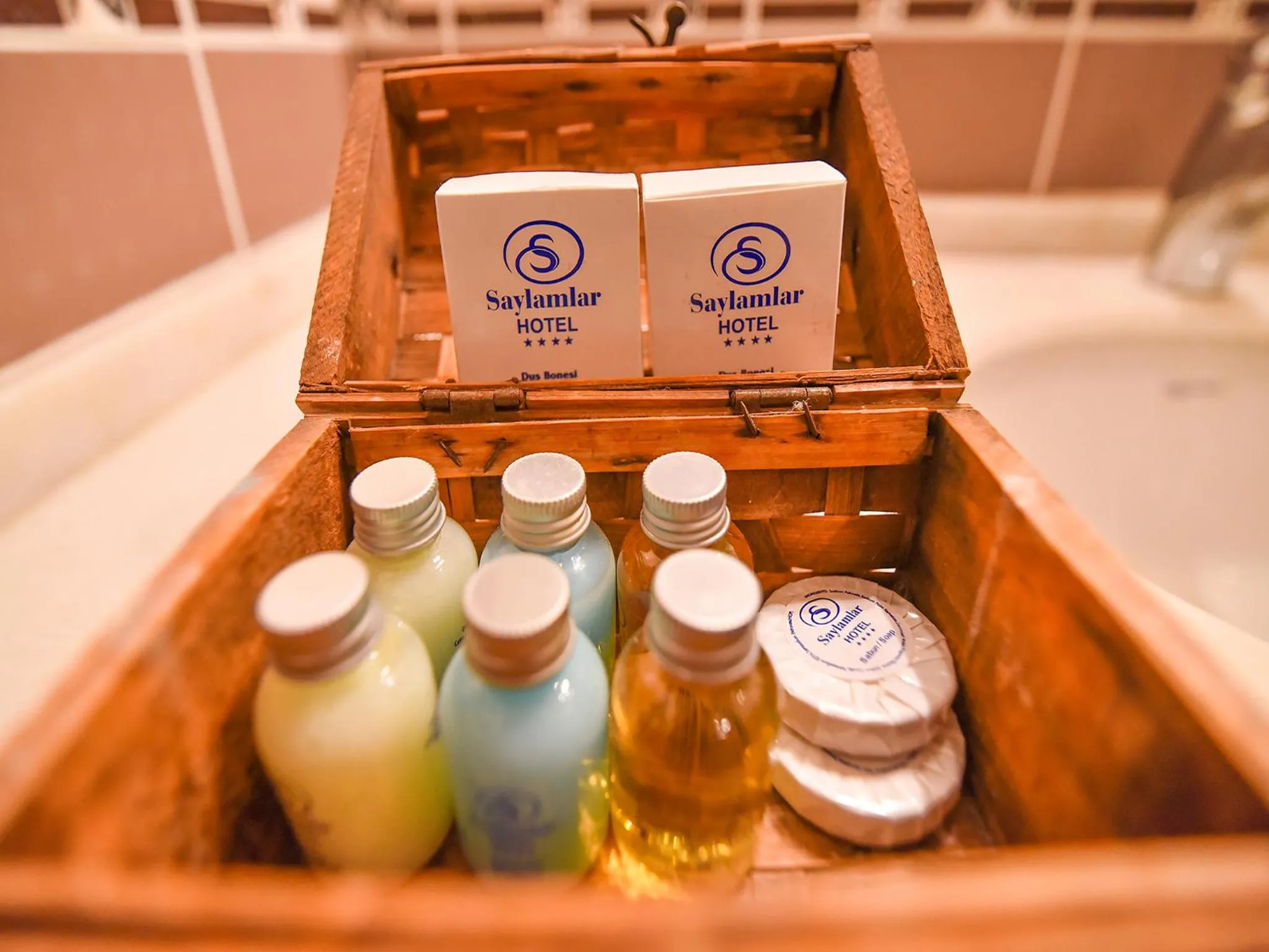 Bathroom in Saylamlar Hotel