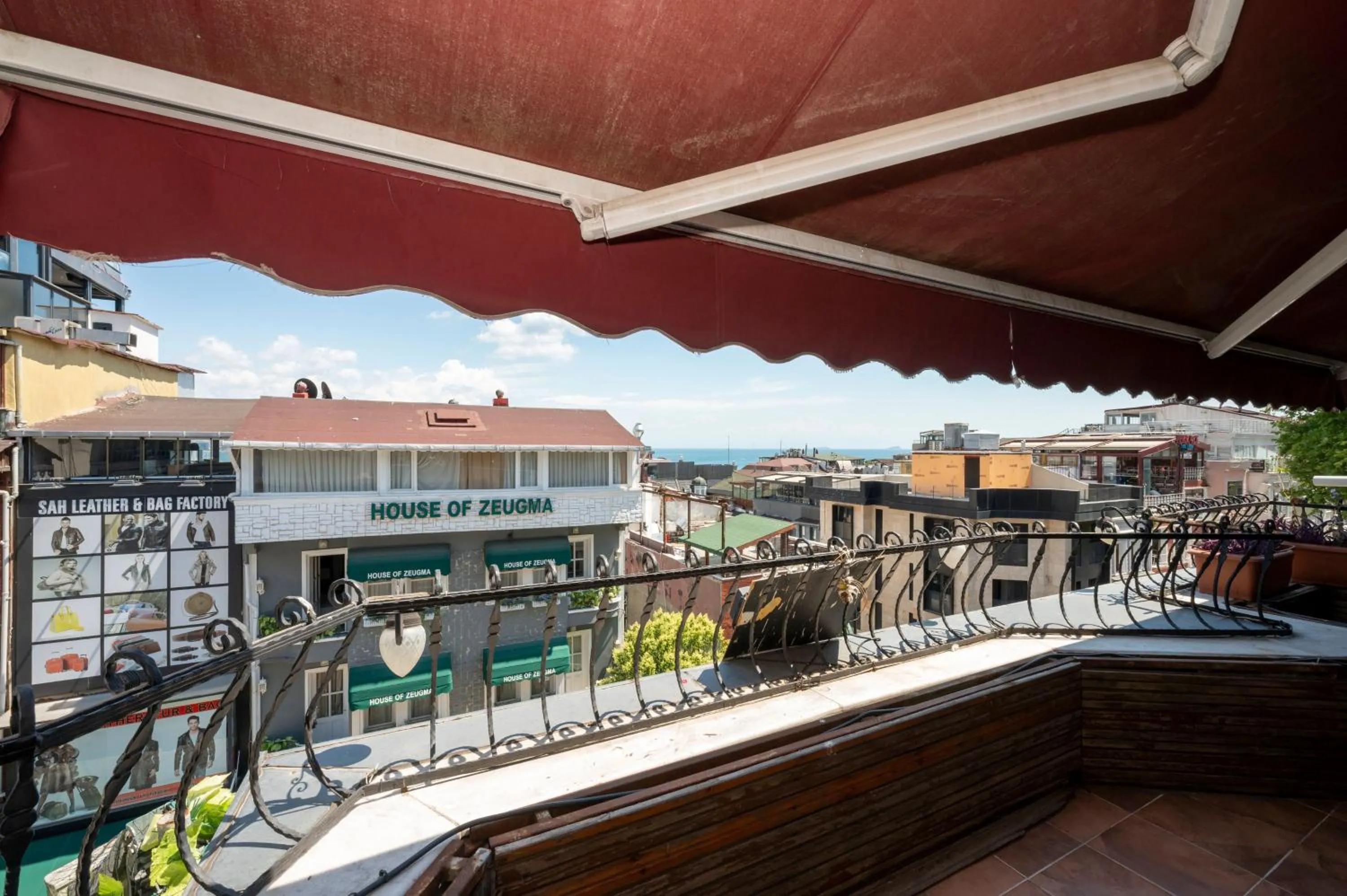 Neighbourhood in Valdivia Hotel