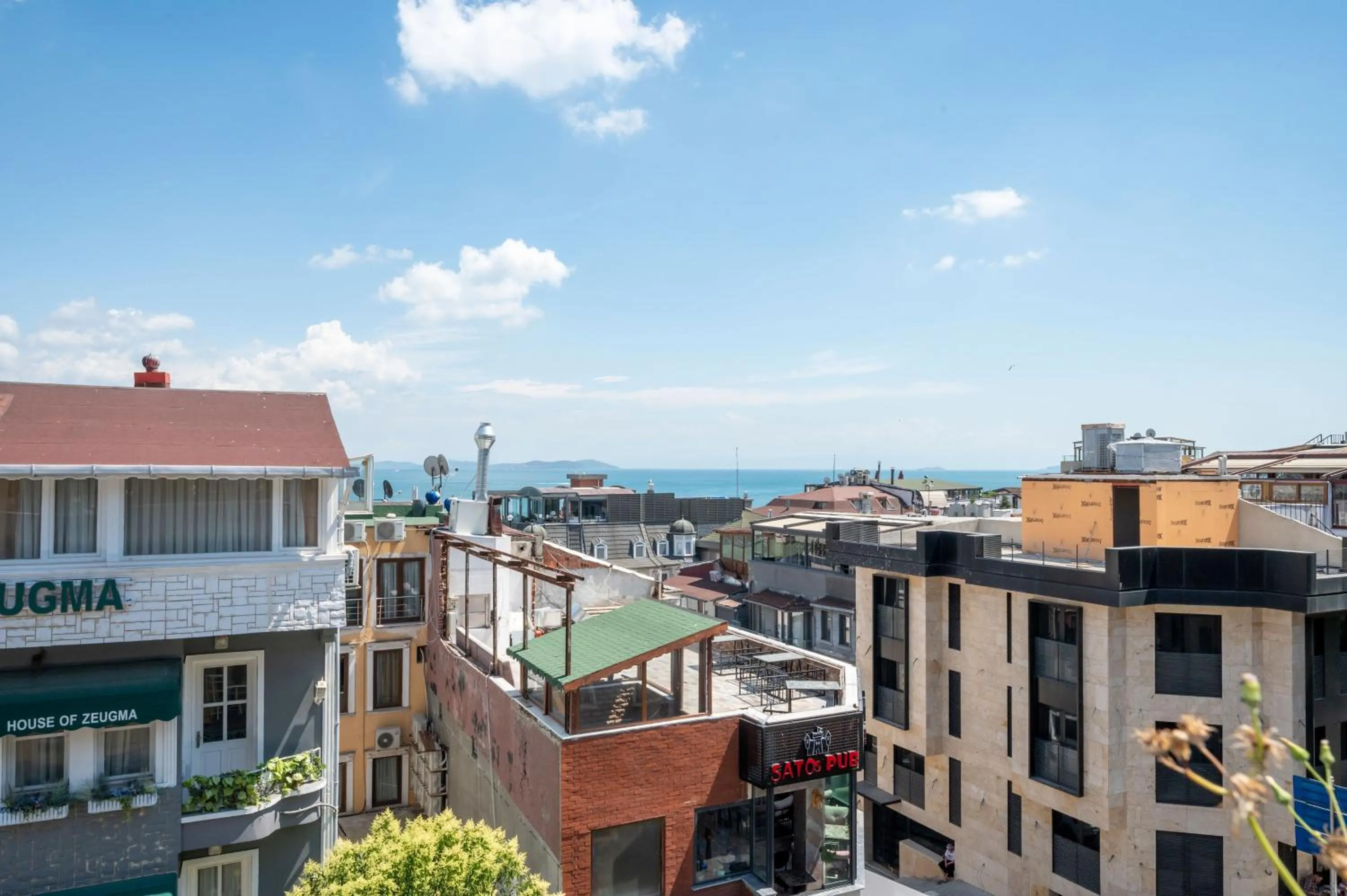 Neighbourhood in Valdivia Hotel