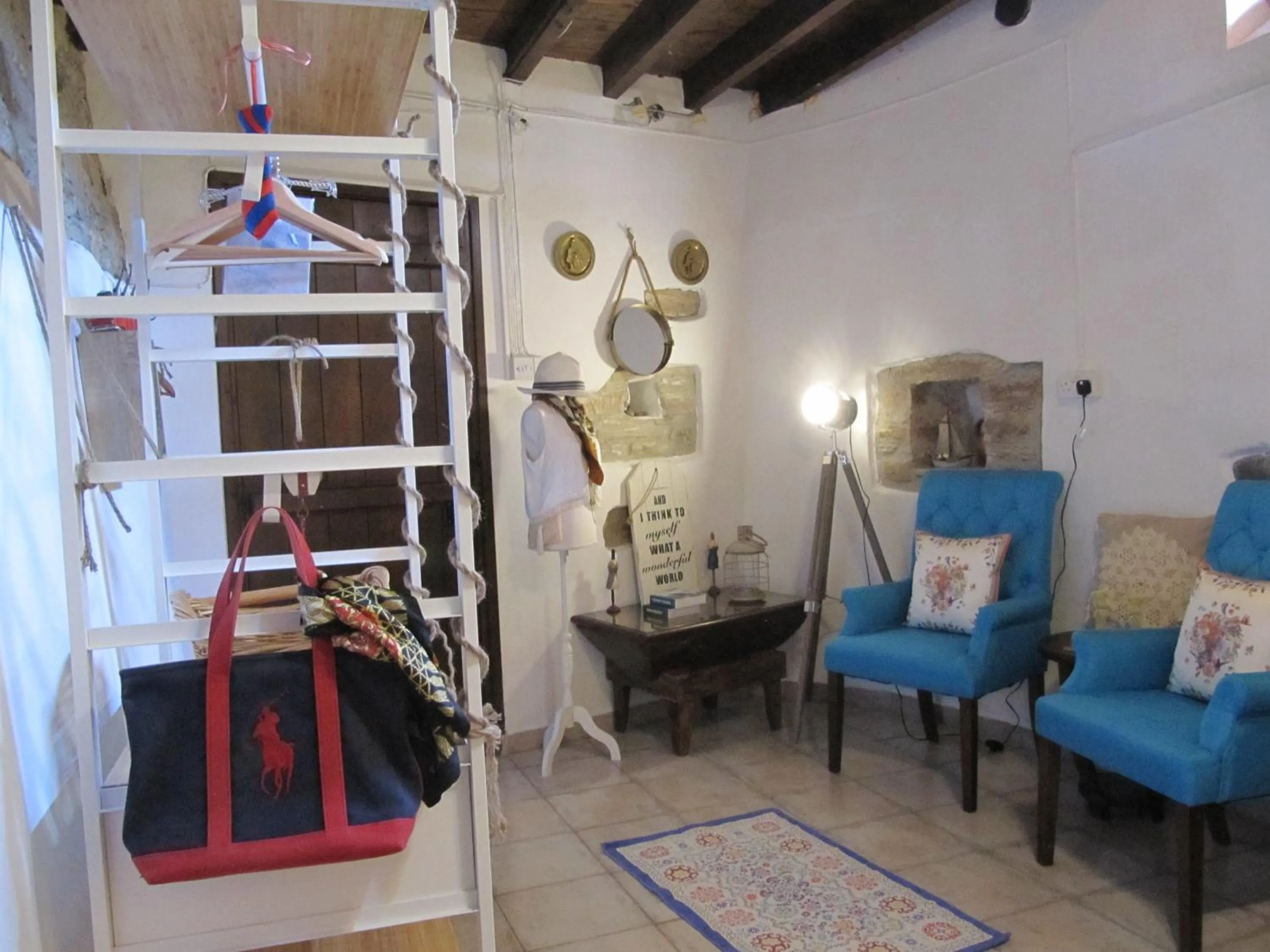 Photo of the whole room in Stratos ArtDeco House