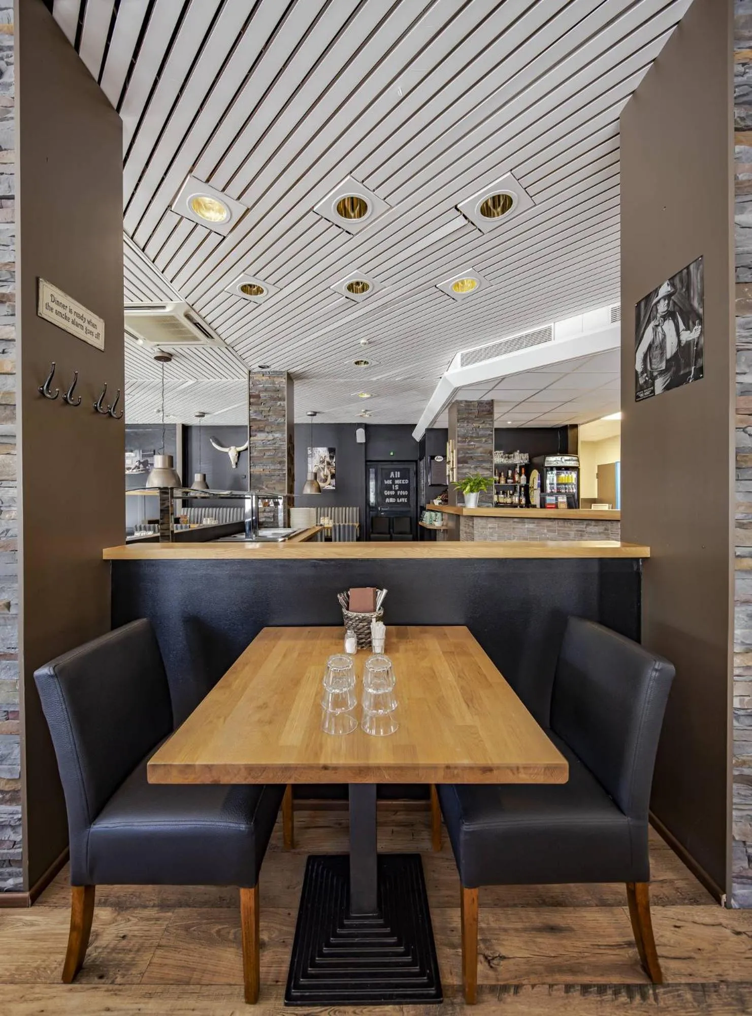 Restaurant/places to eat in Hotel Seurahuone Riihimäki