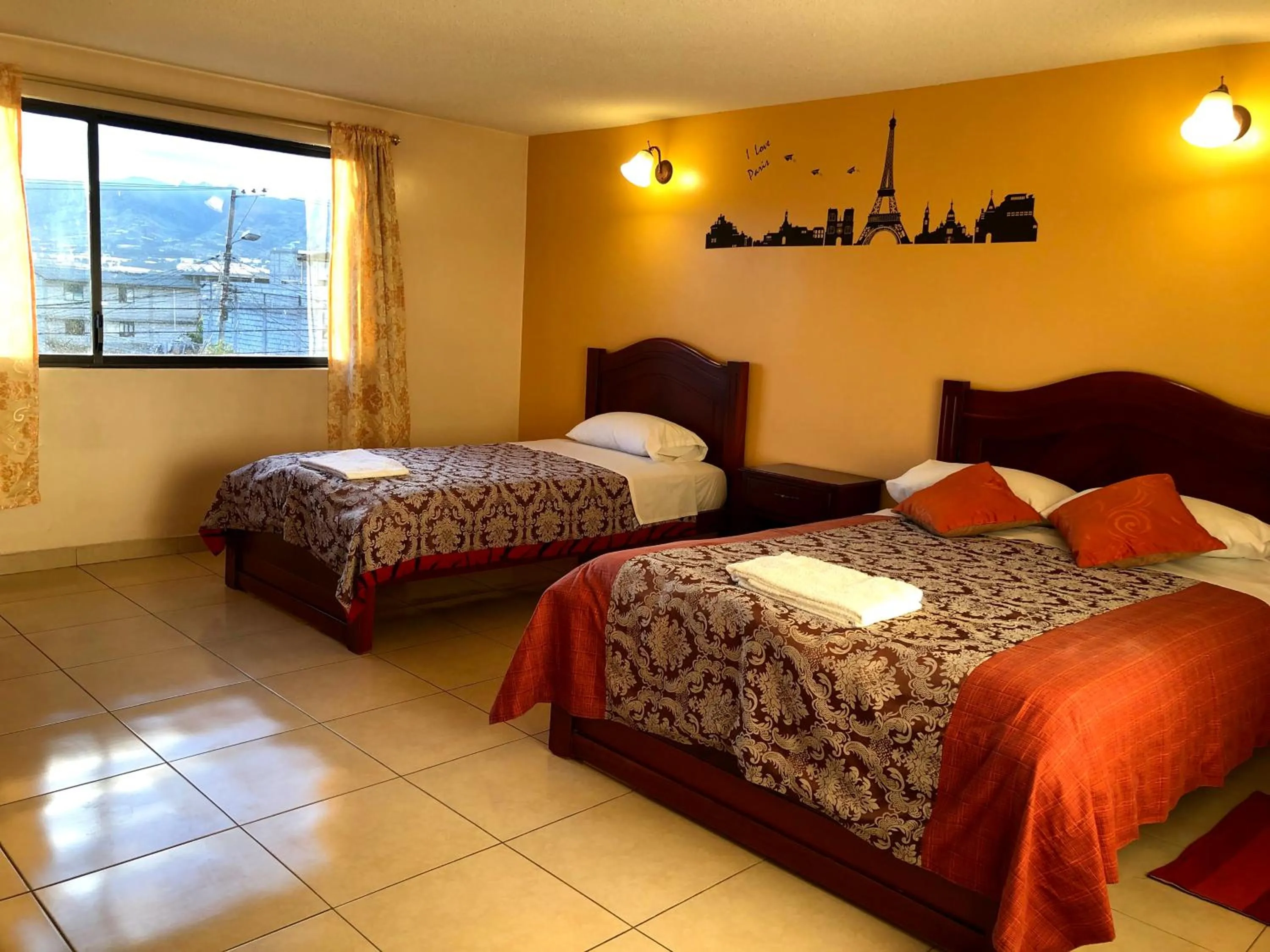 Hostal Mitad del Mundo