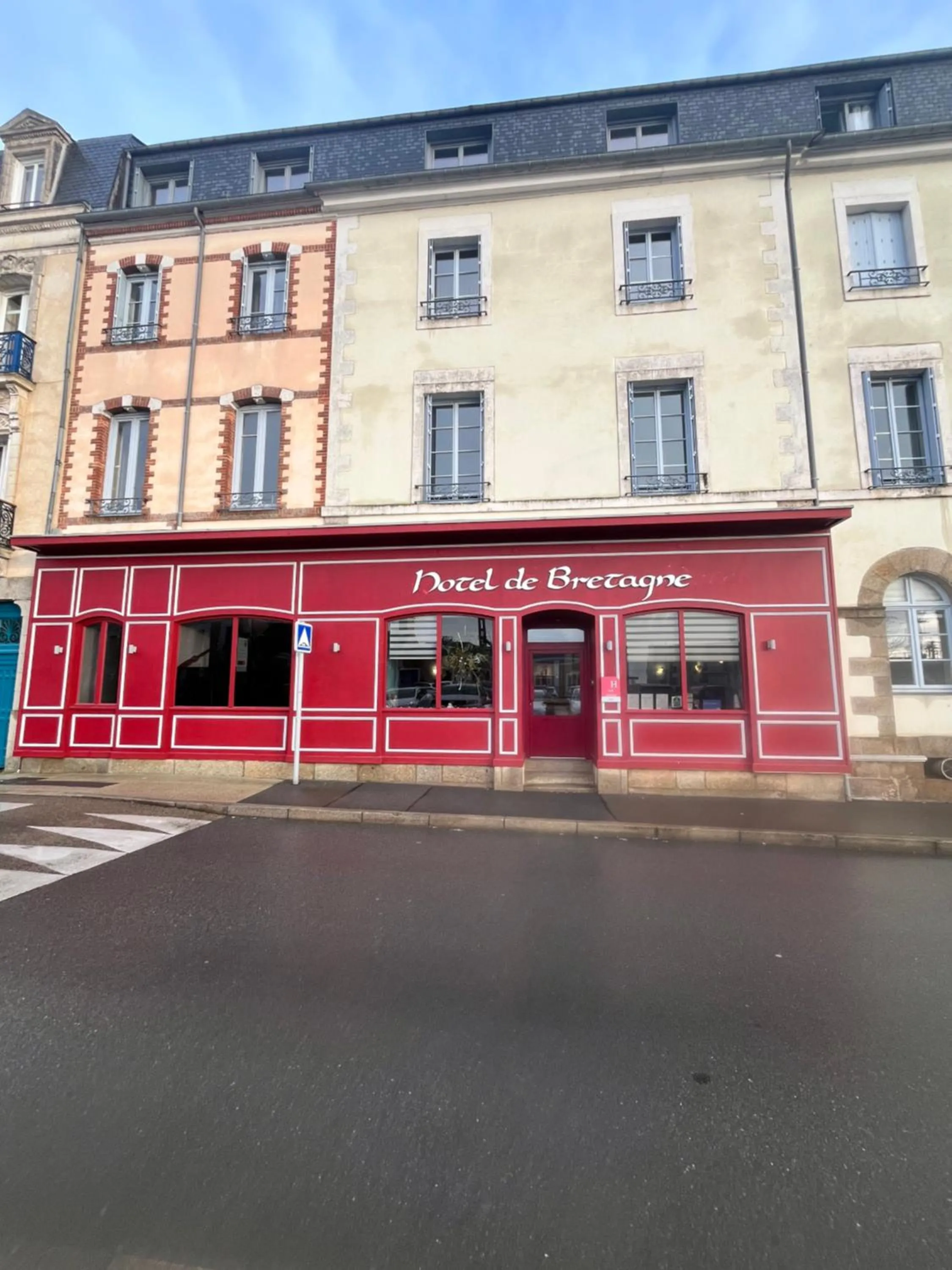 Property building in Hôtel de Bretagne