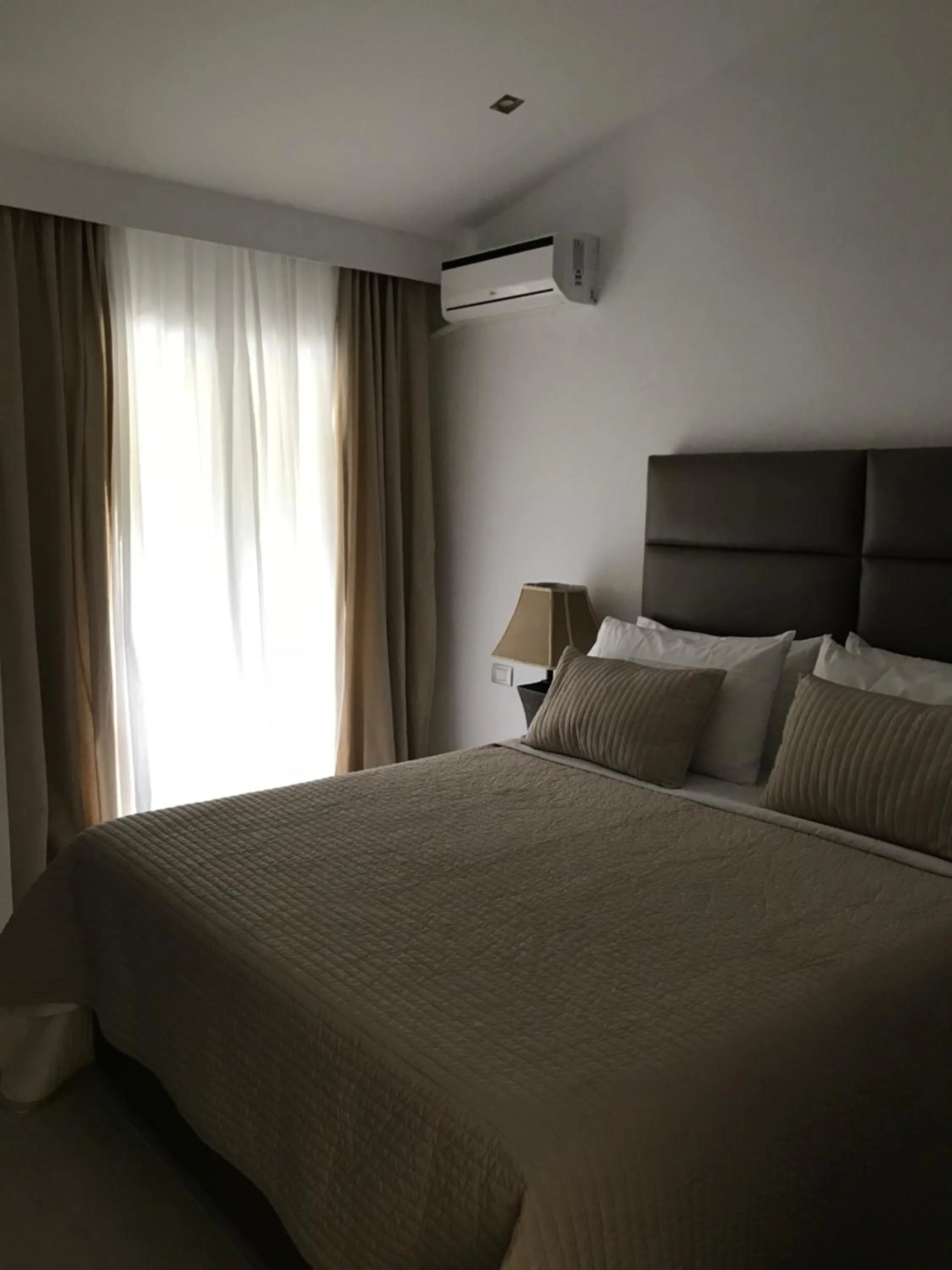 Bed in Golden View Residence