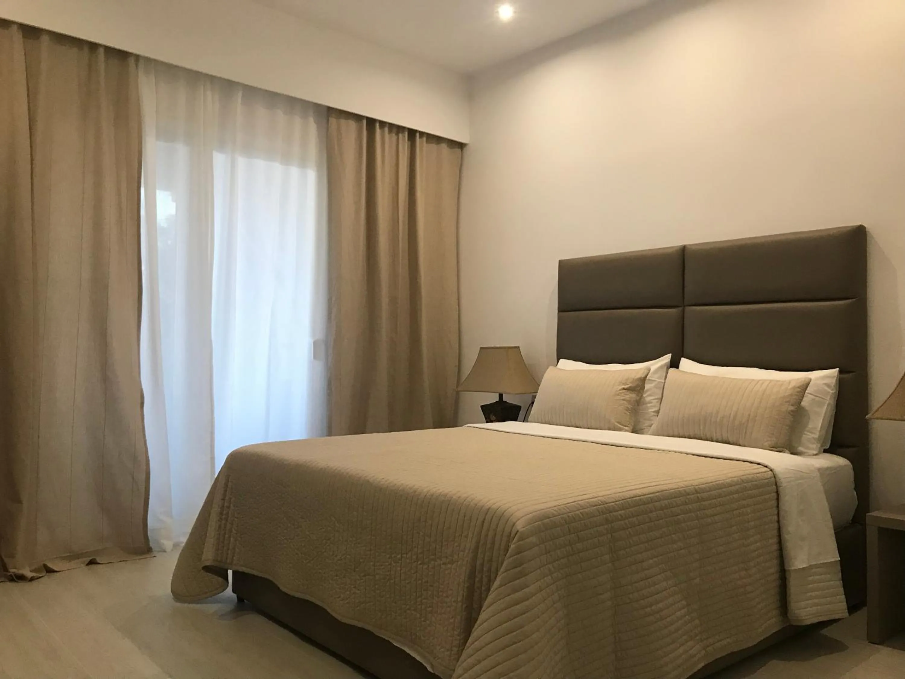 Bed in Golden View Residence