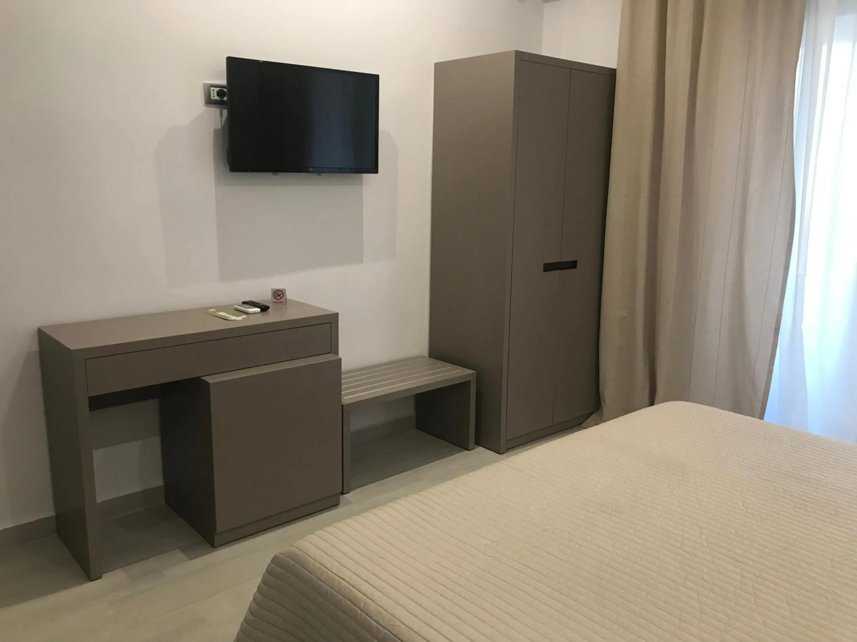 Bed in Golden View Residence