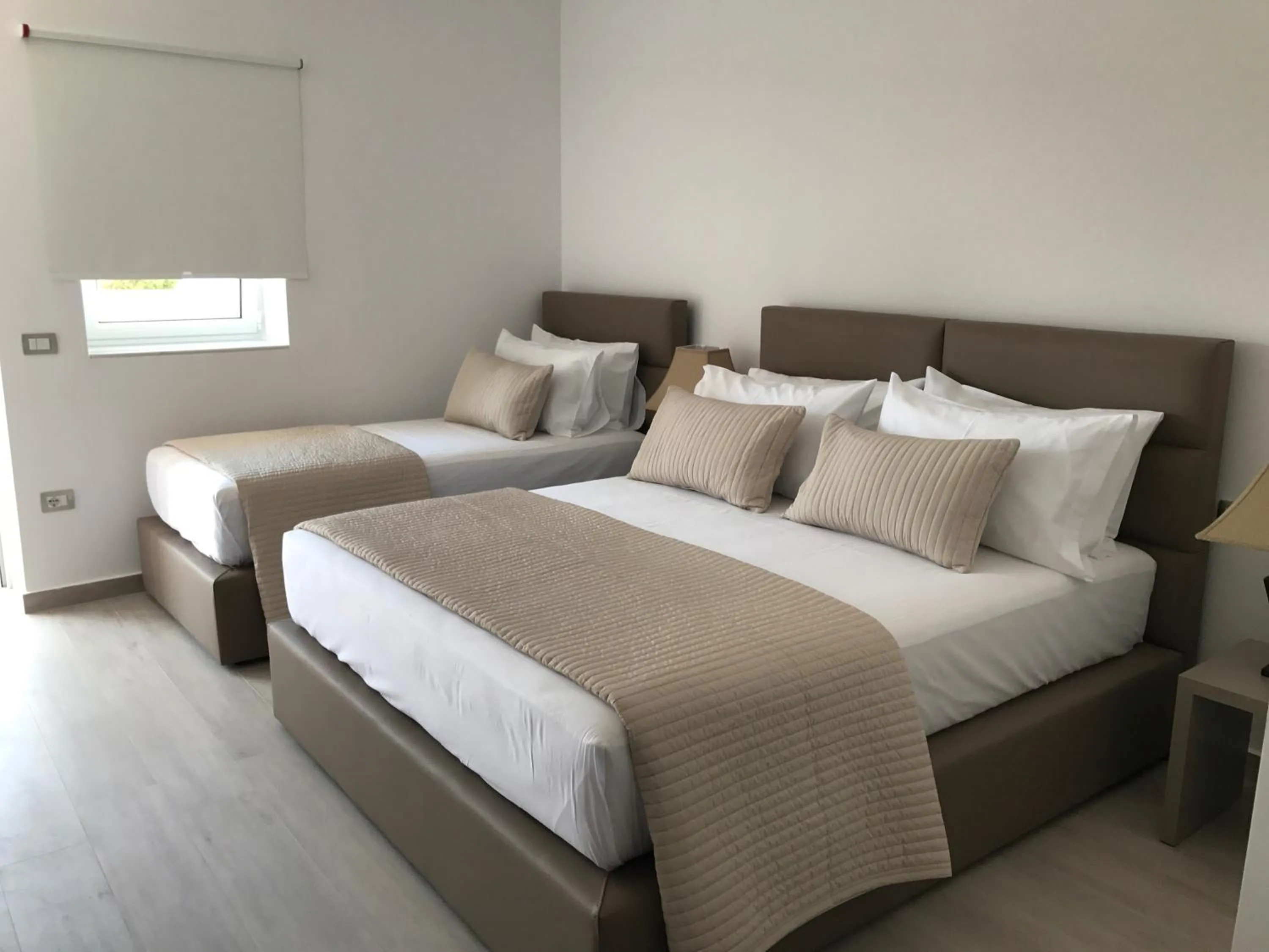 Bed in Golden View Residence