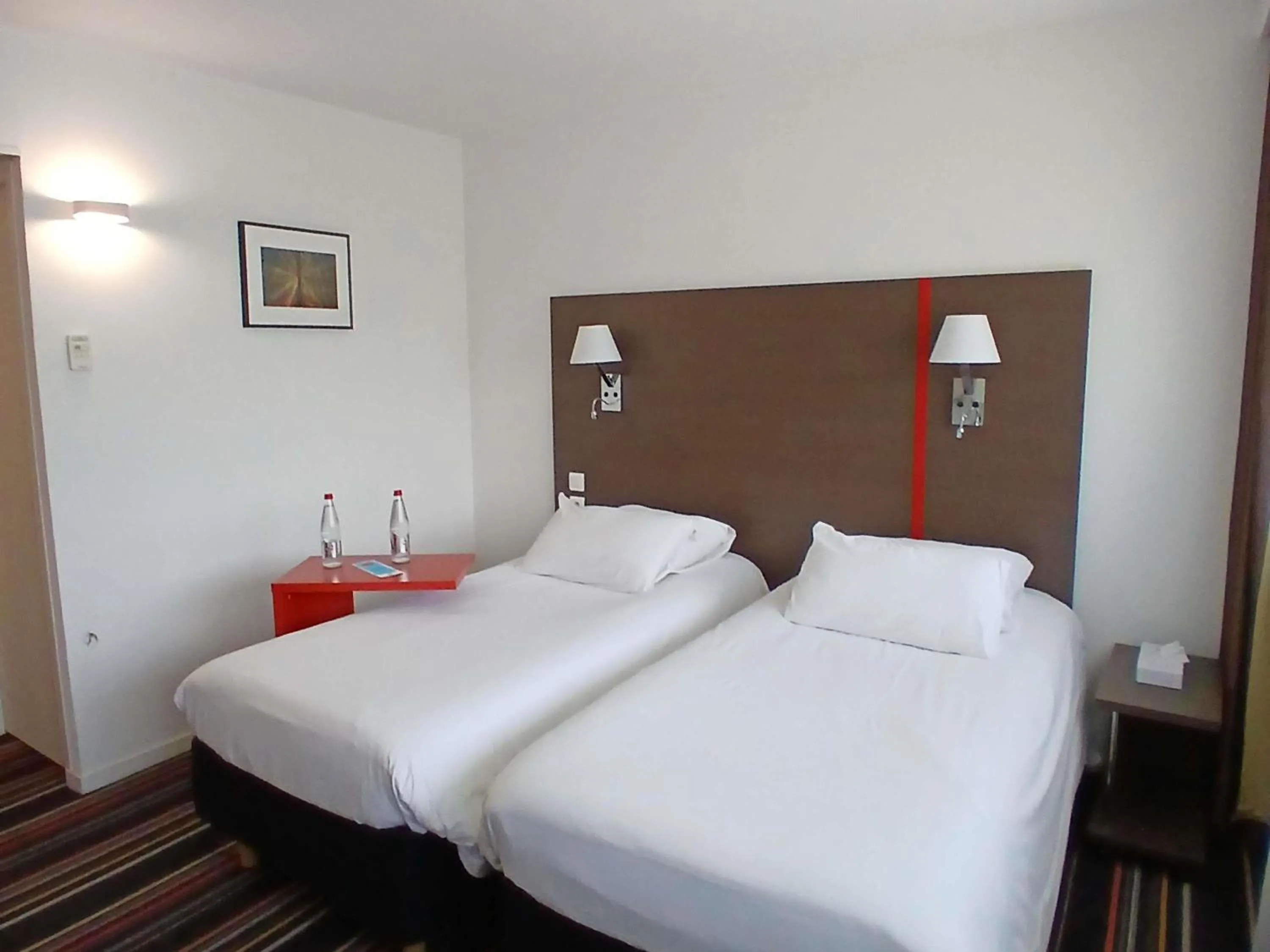 Bedroom, Bed in ibis Styles Segre