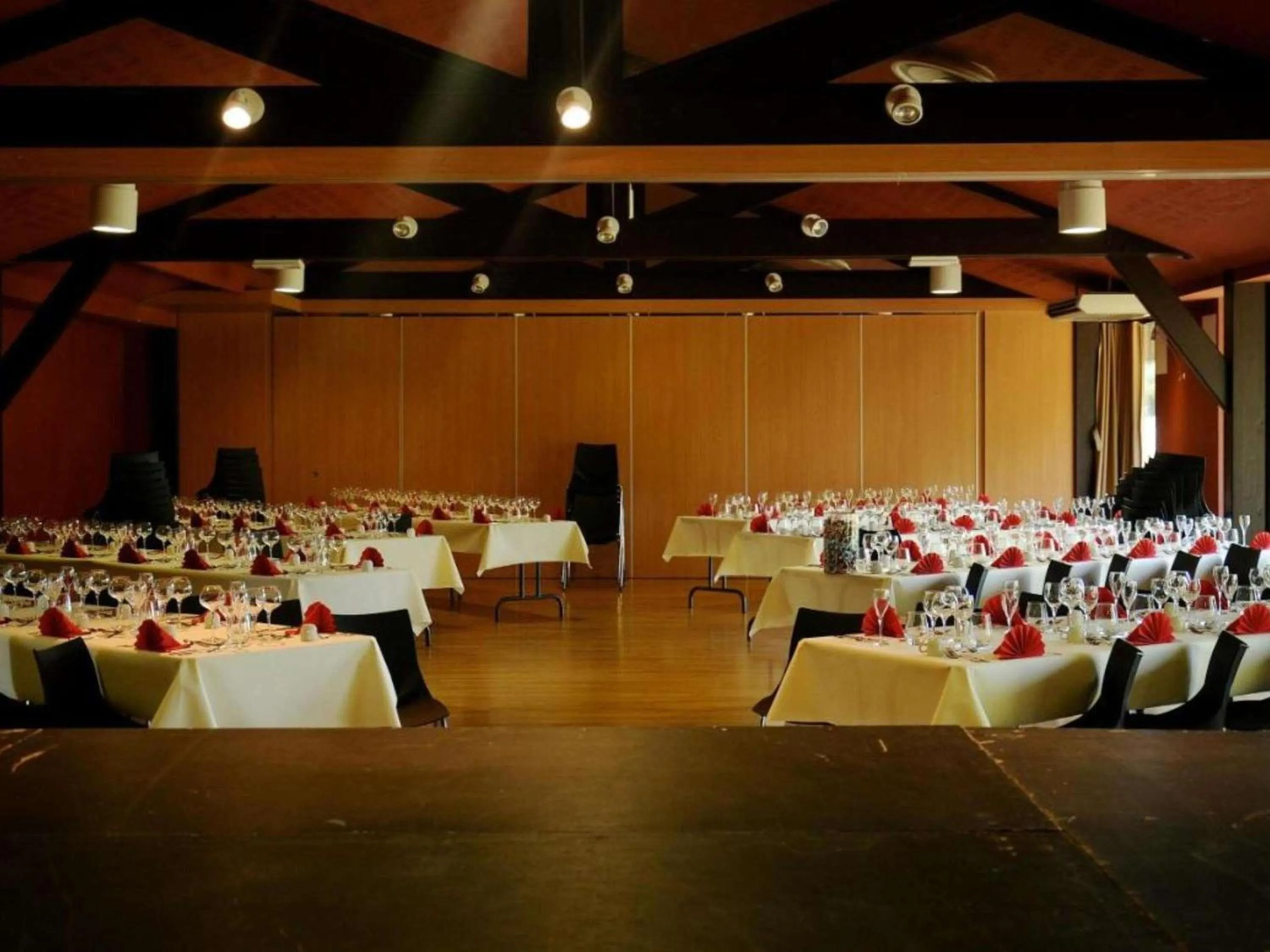 Meeting/conference room in ibis Styles Segre