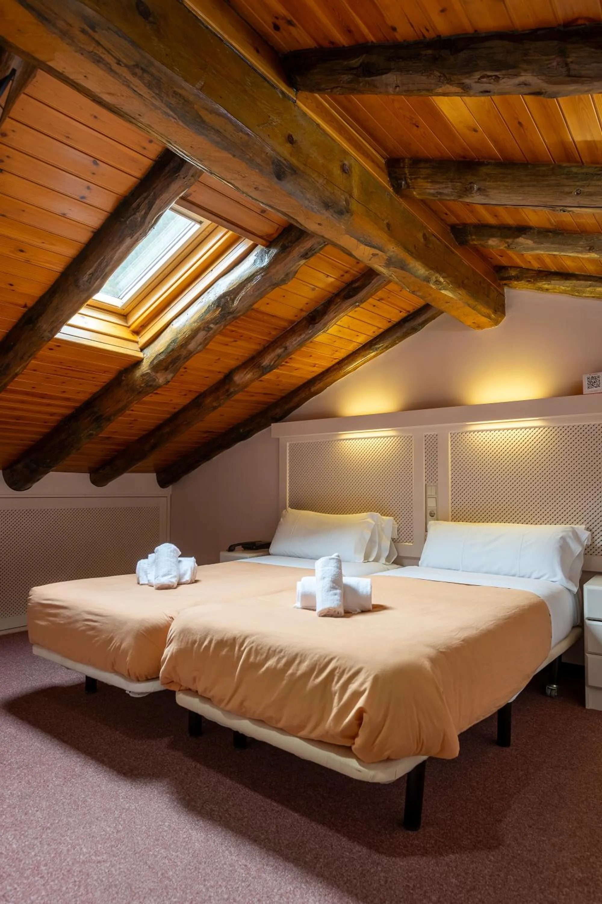 Bed in Hotel Micolau