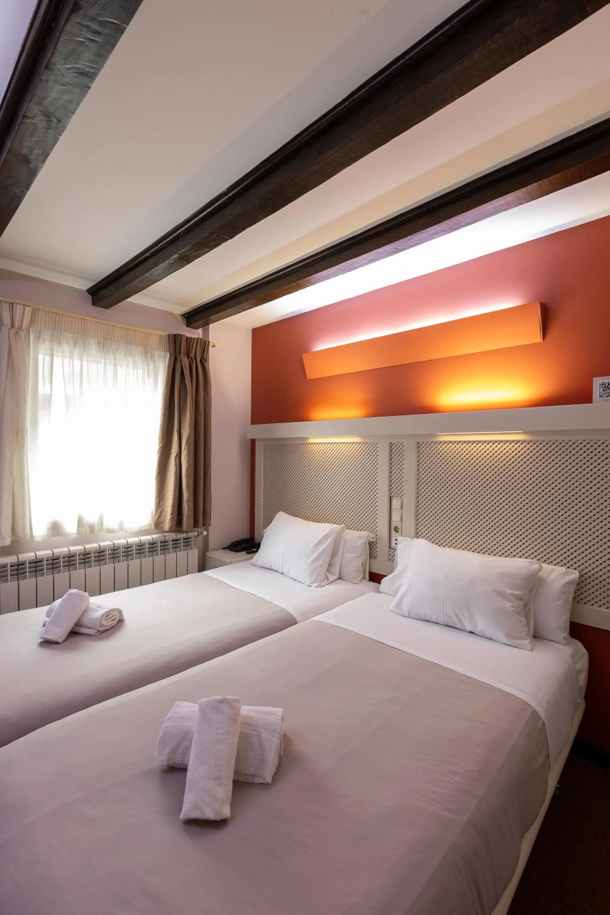 Bed in Hotel Micolau