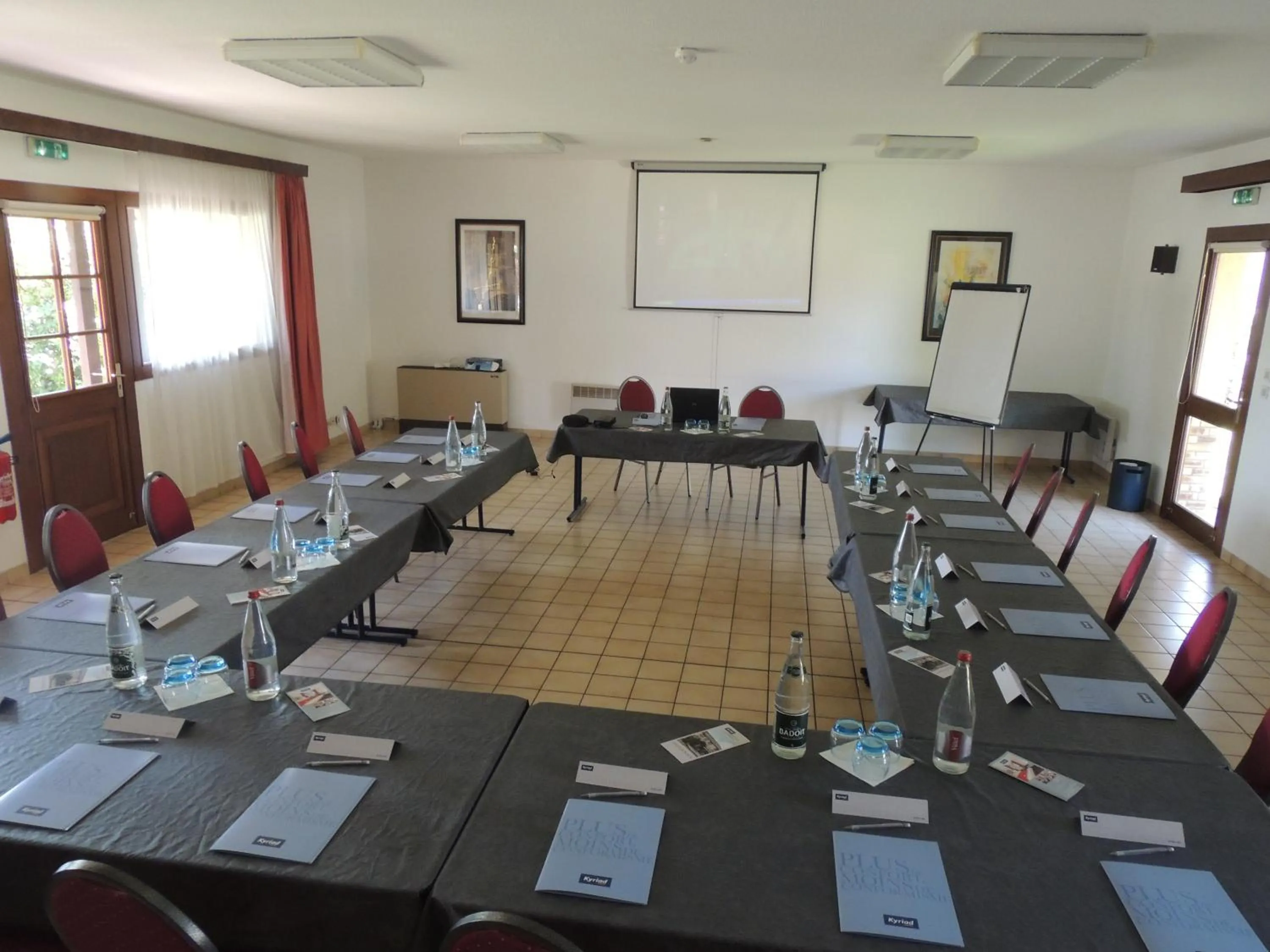 Meeting/conference room in Kyriad Chateauroux