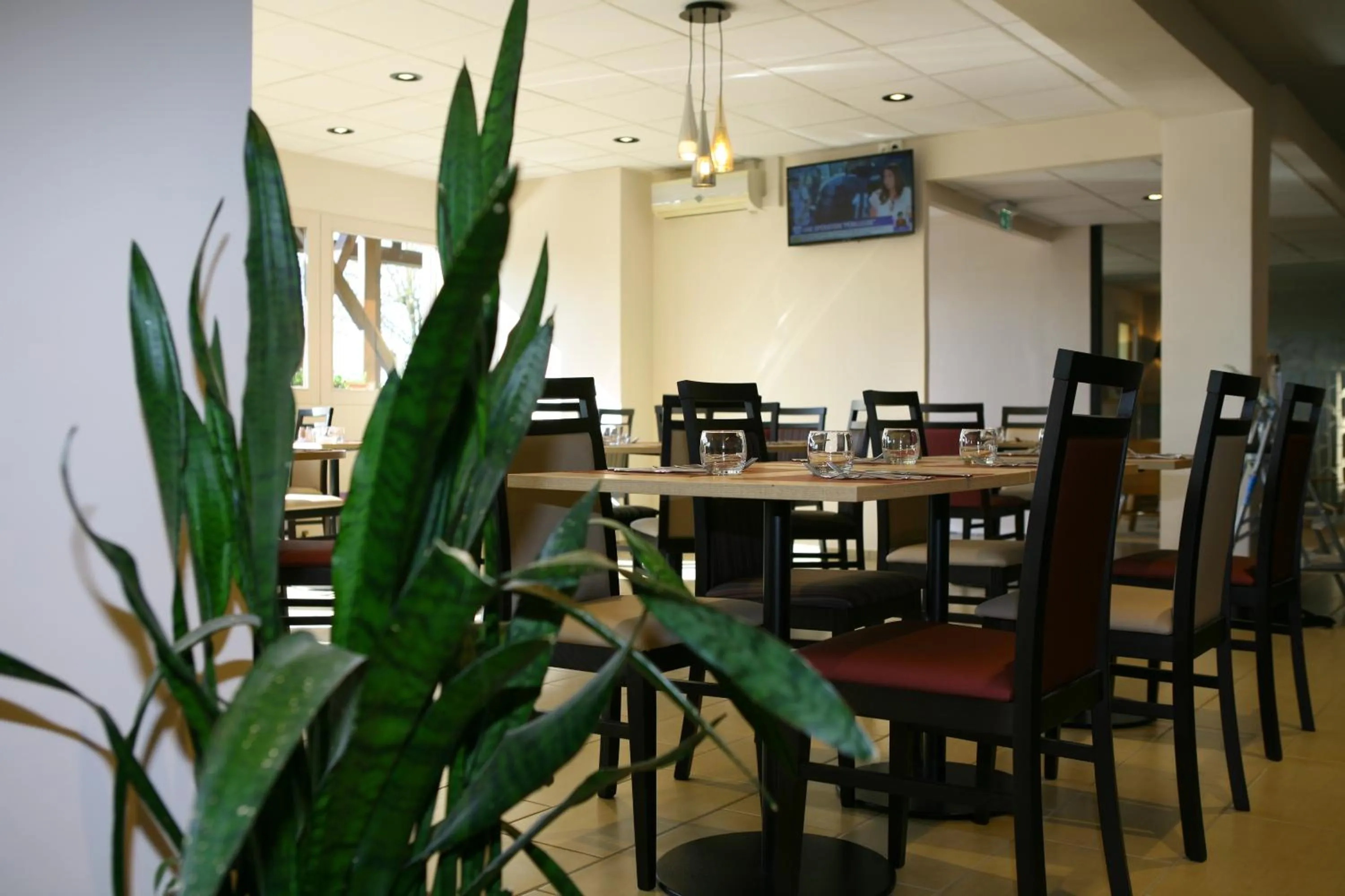 Restaurant/places to eat in Kyriad Chateauroux